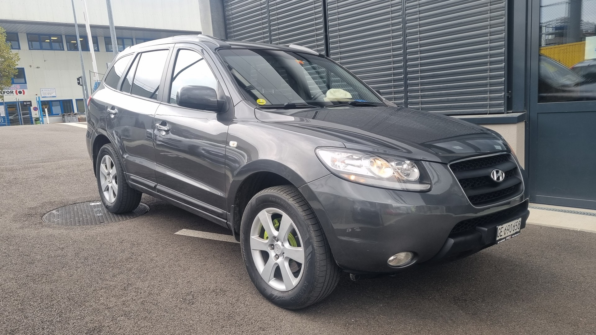 HYUNDAI Santa Fe 2.7 V6 Premium 4WD-image-2