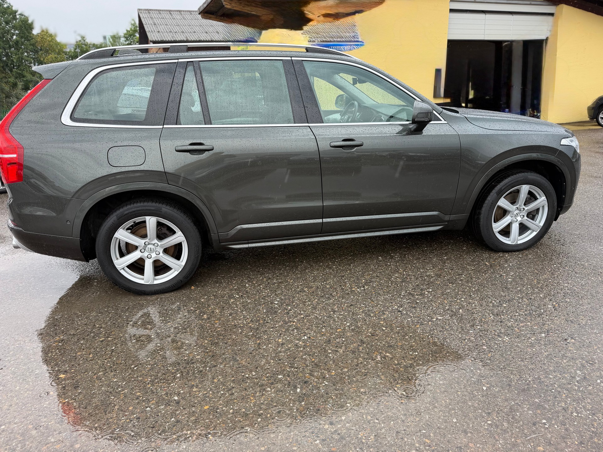 VOLVO XC90 D5 AWD Inscription Geartronic-image-13