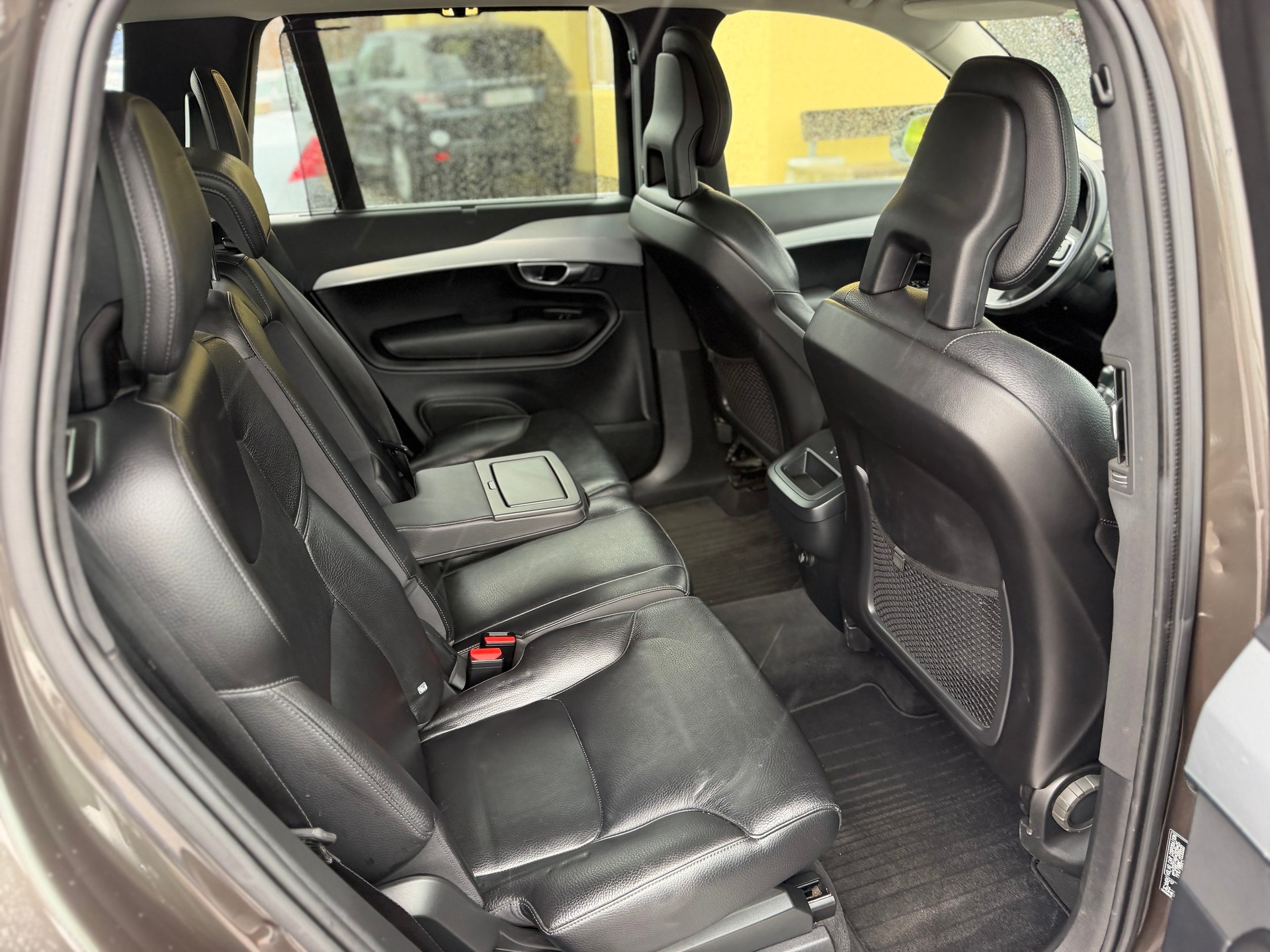 VOLVO XC90 D5 AWD Inscription Geartronic-image-10