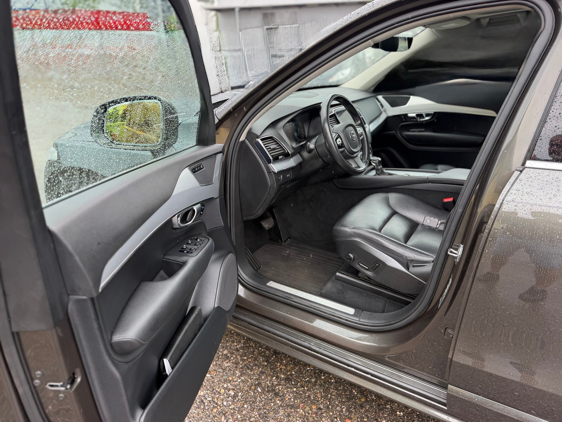 VOLVO XC90 D5 AWD Inscription Geartronic-image-14