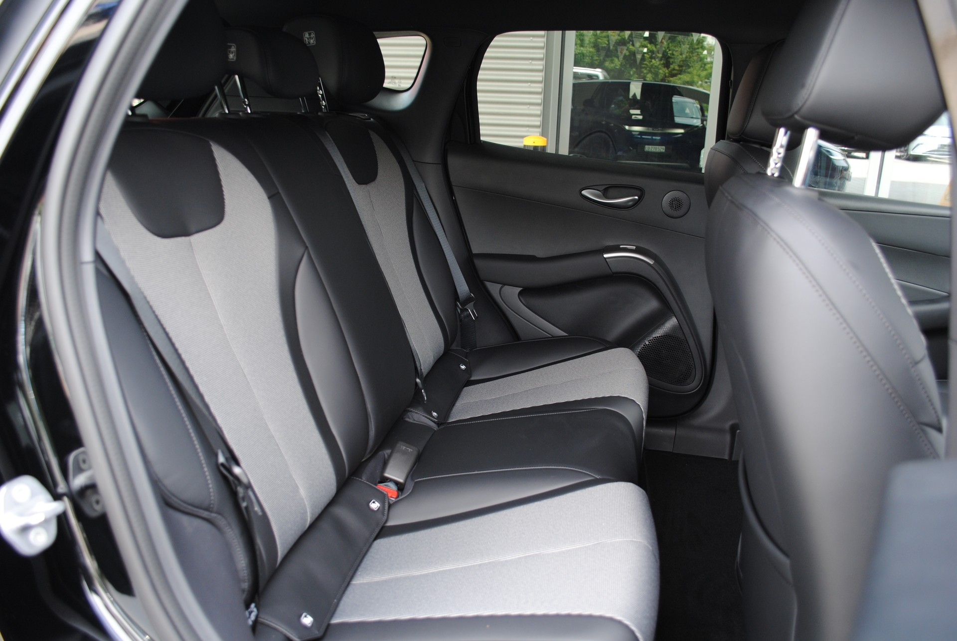 BYD Dolphin G DM-i Comfort-image-14