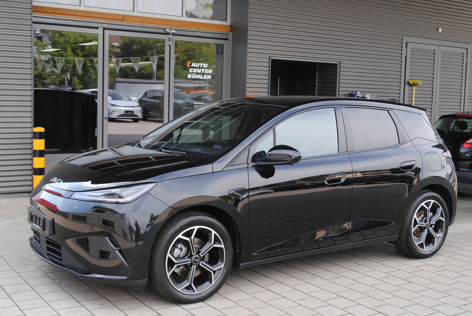 BYD Dolphin G DM-i Comfort-showroom-element-2