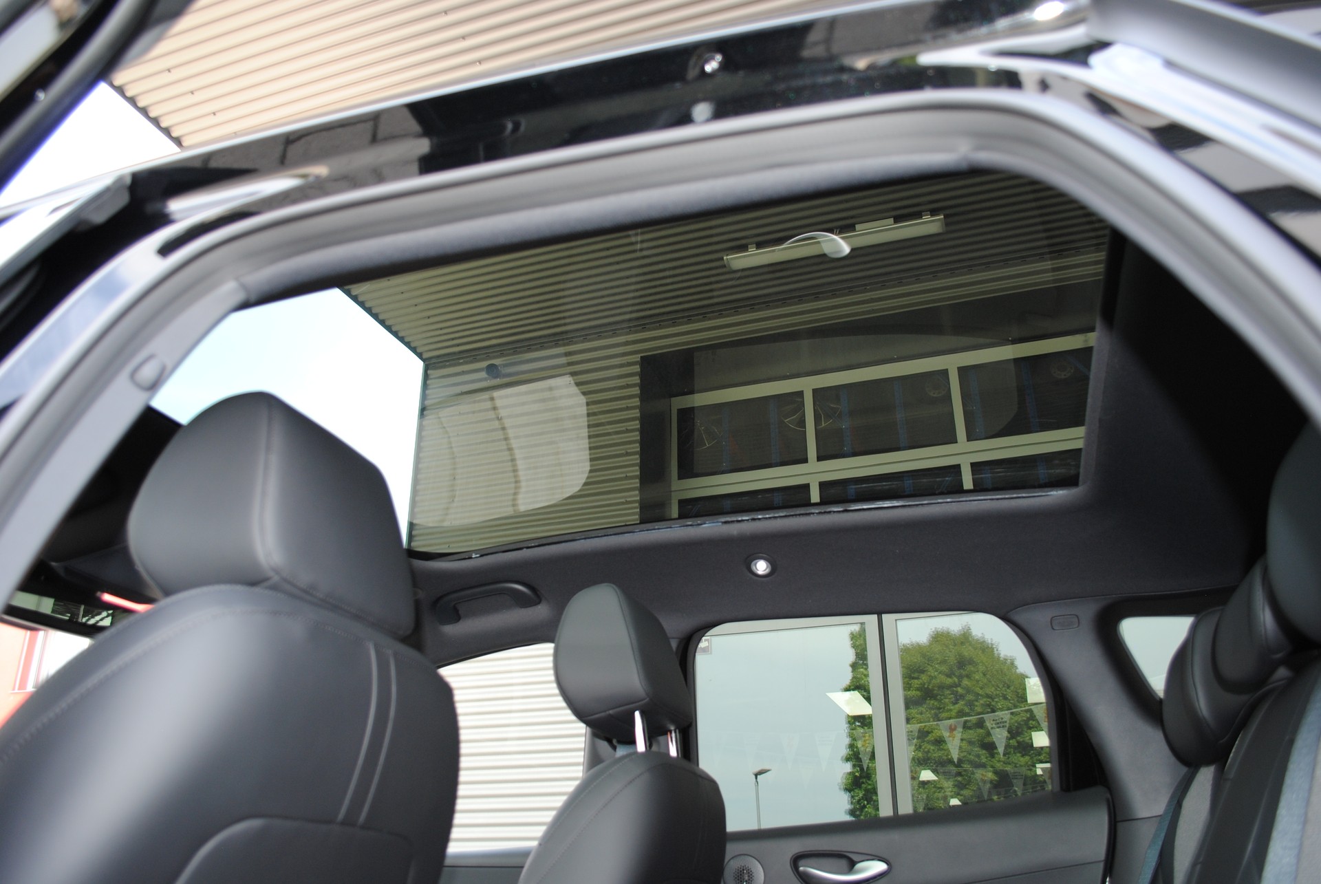 BYD Dolphin G DM-i Comfort-image-17