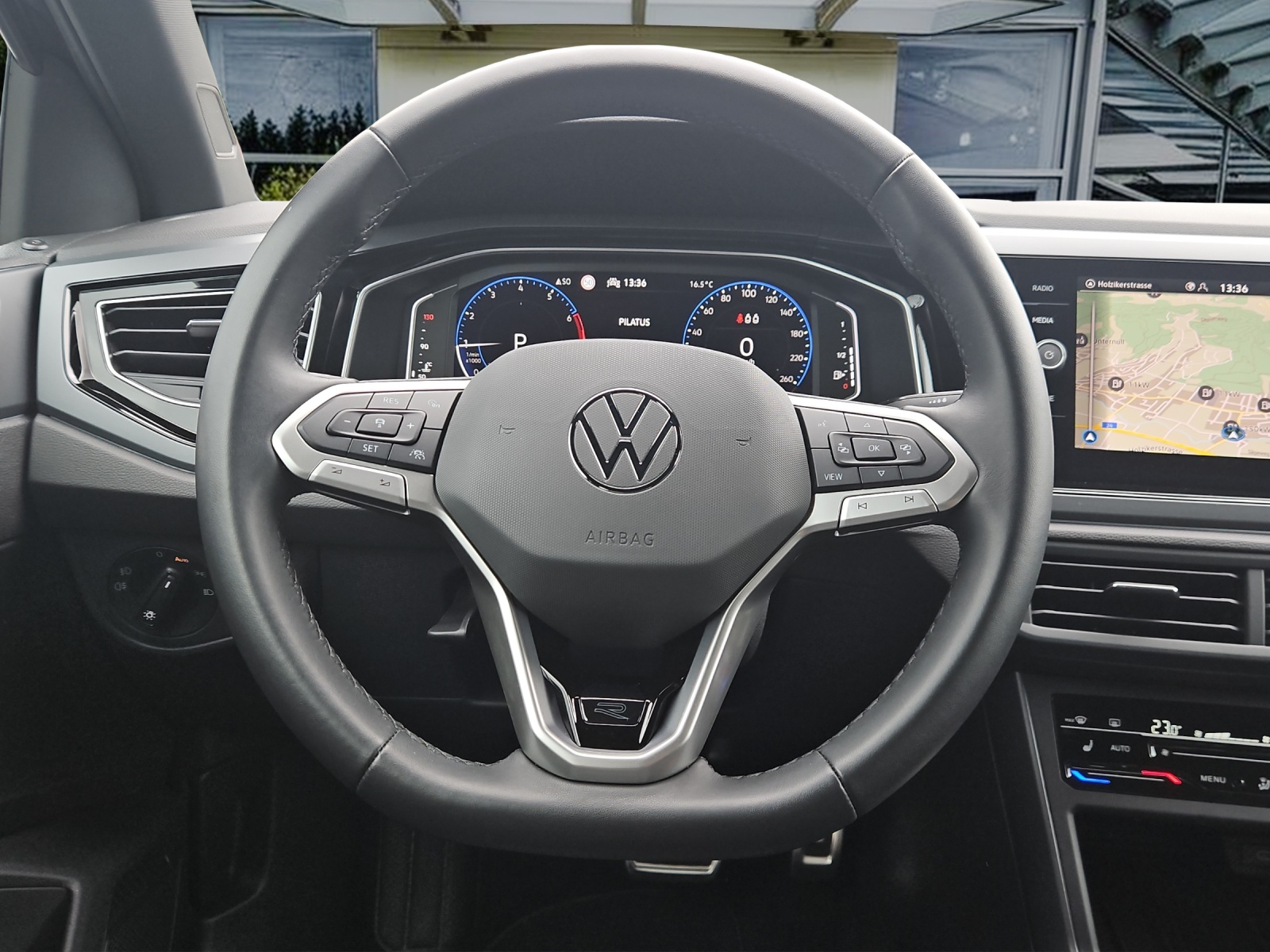 VW Polo 1.0 TSI R-Line DSG-image-12