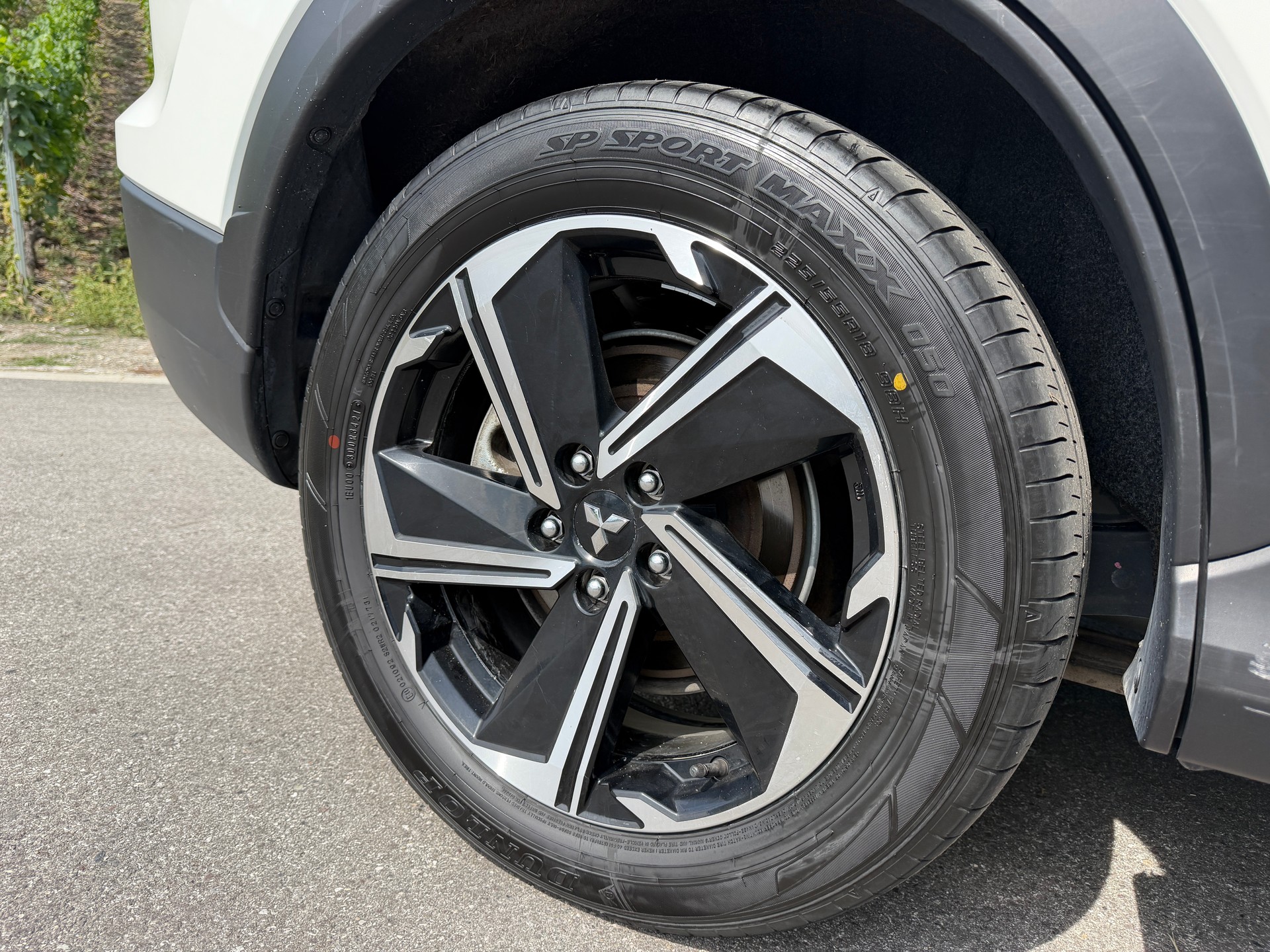 MITSUBISHI Cross 2.4 PHEV Style Business 4WD-image-11