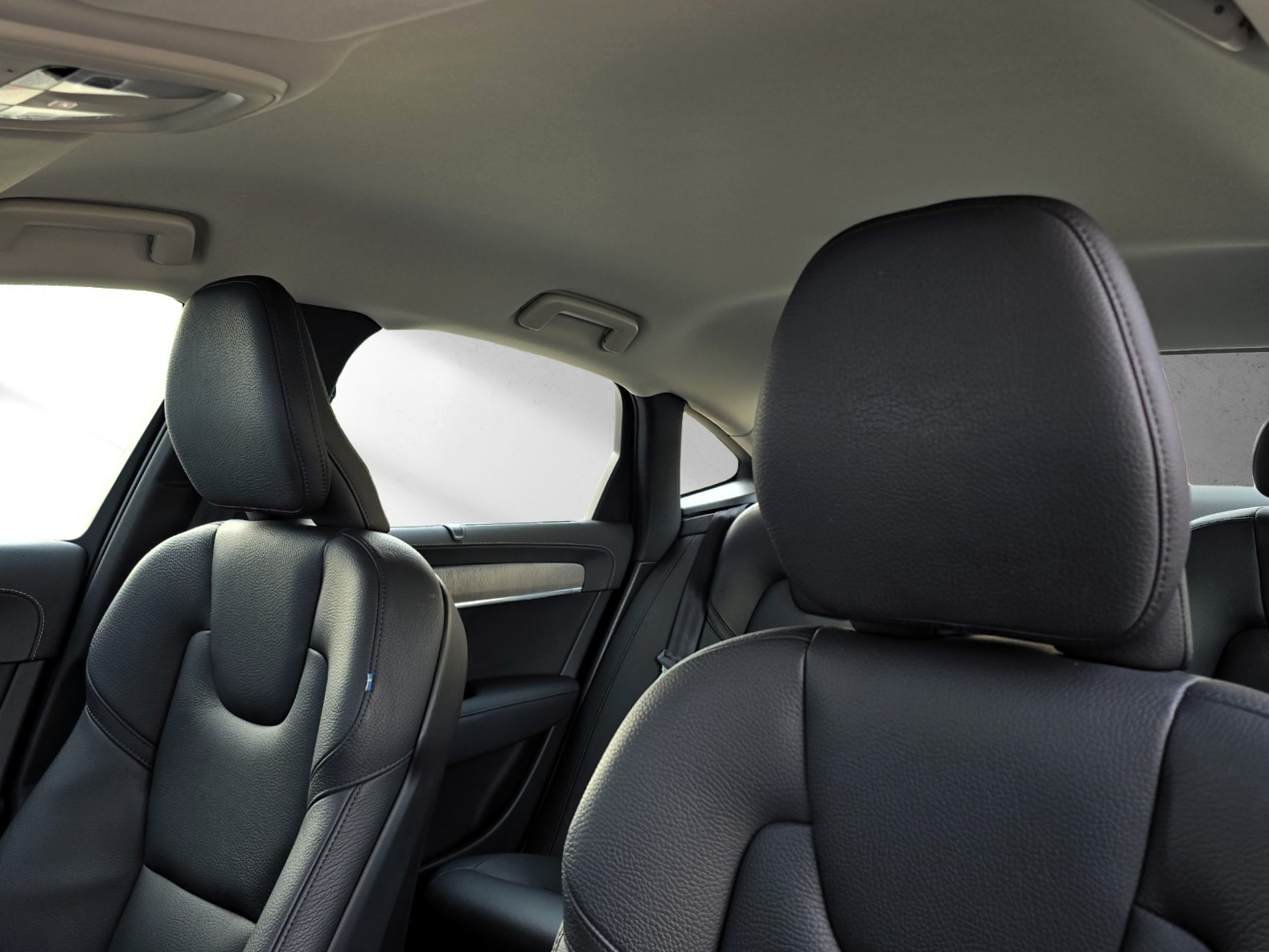 VOLVO S90 B6 AWD Inscription Geartronic-image-14