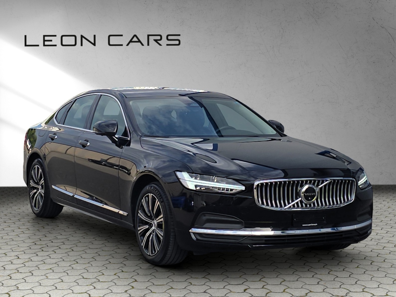 VOLVO S90 B6 AWD Inscription Geartronic-image-2