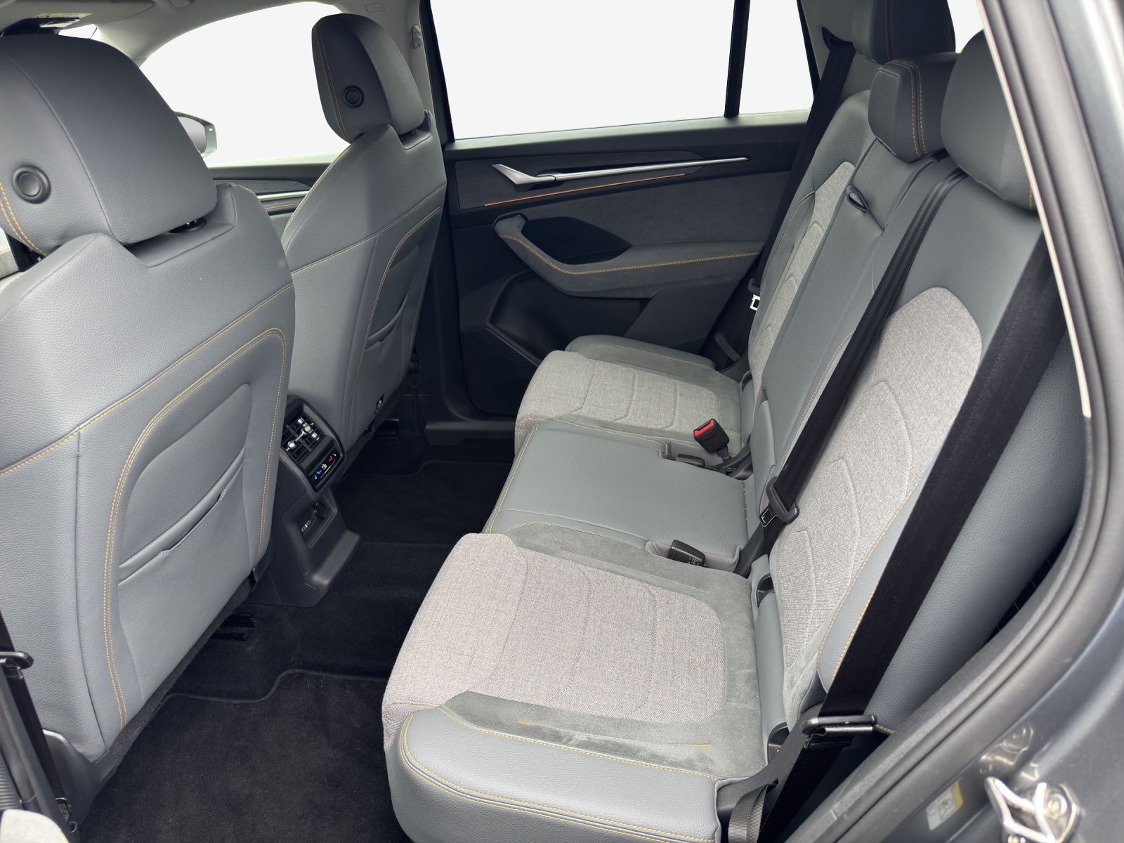 SKODA Kodiaq 2.0 TDI Selection 4x4-image-8