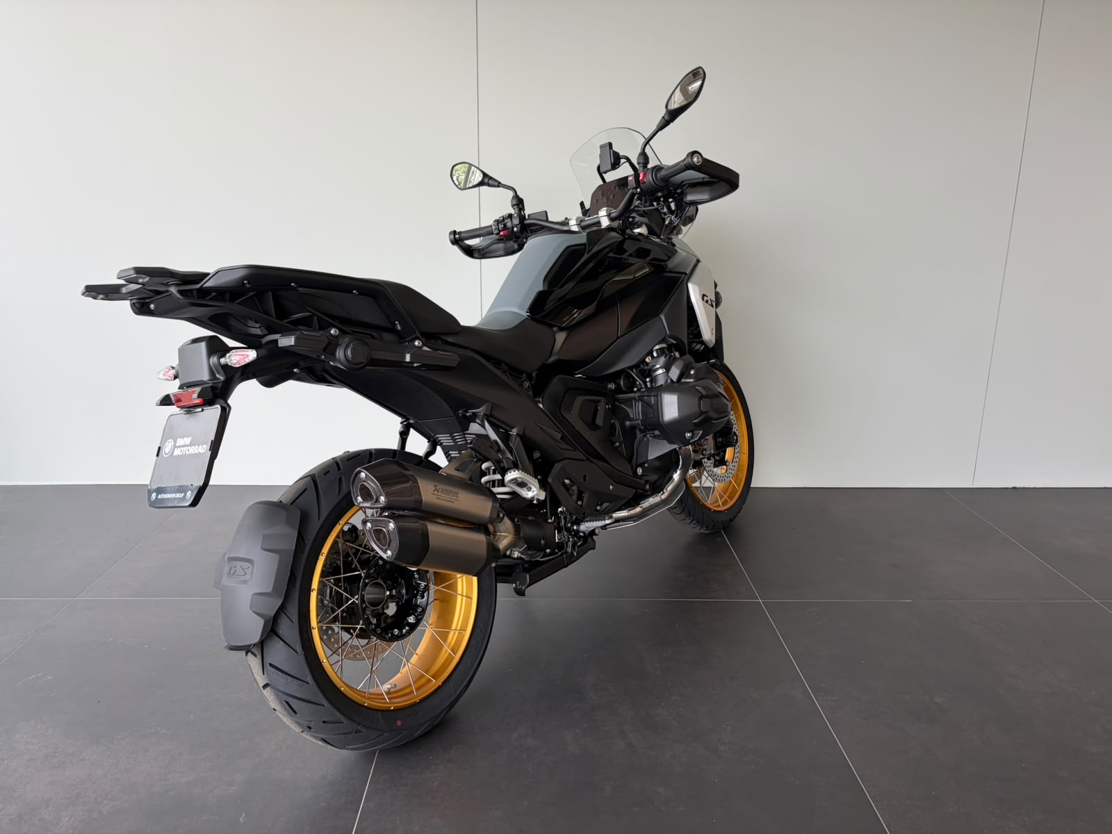 BMW R 1300 GS-image-9