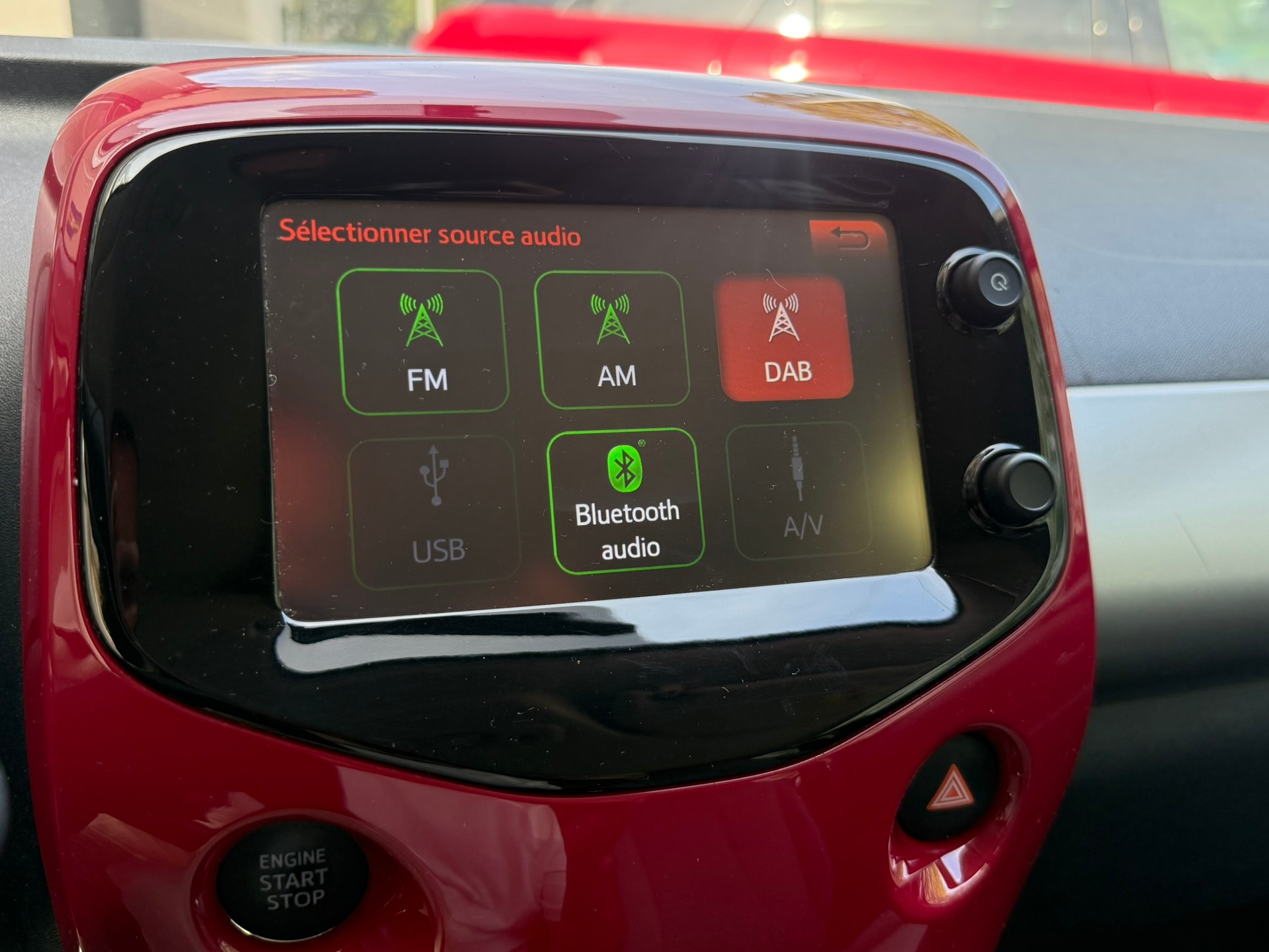 CITROEN C1 1.2 PureTech Shine-image-11