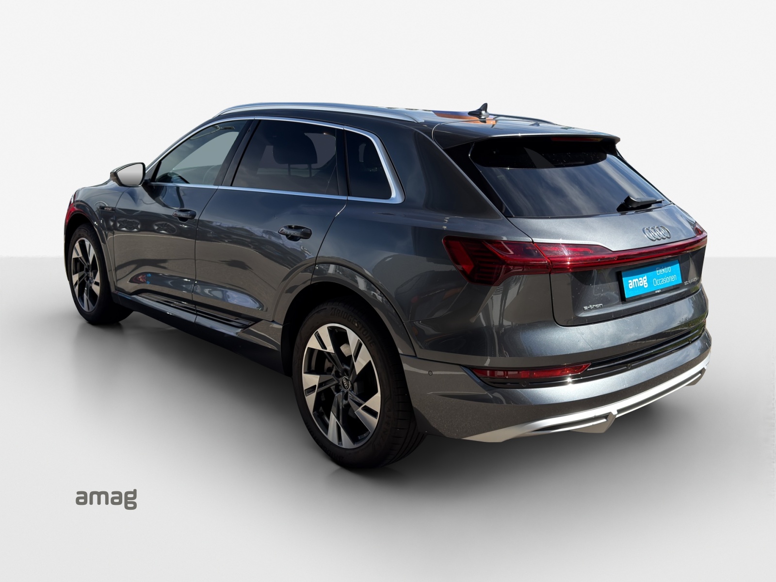 AUDI e-tron 50 S Line Attraction quattro-image-2