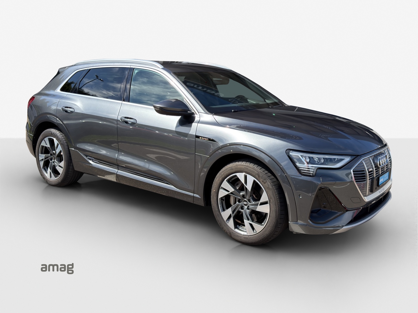 AUDI e-tron 50 S Line Attraction quattro-image-5