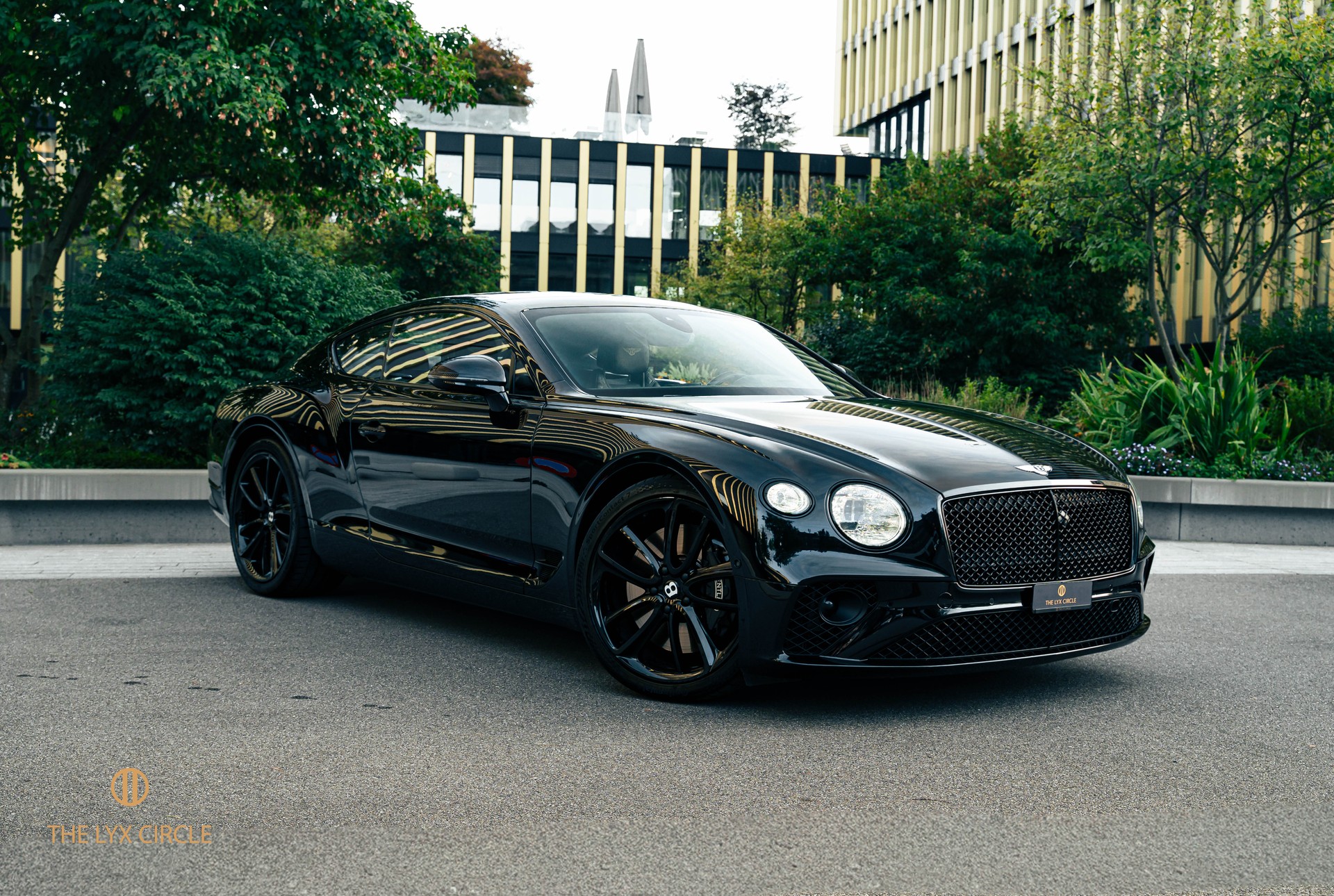 BENTLEY Continental GT 4.0 V8-image-0