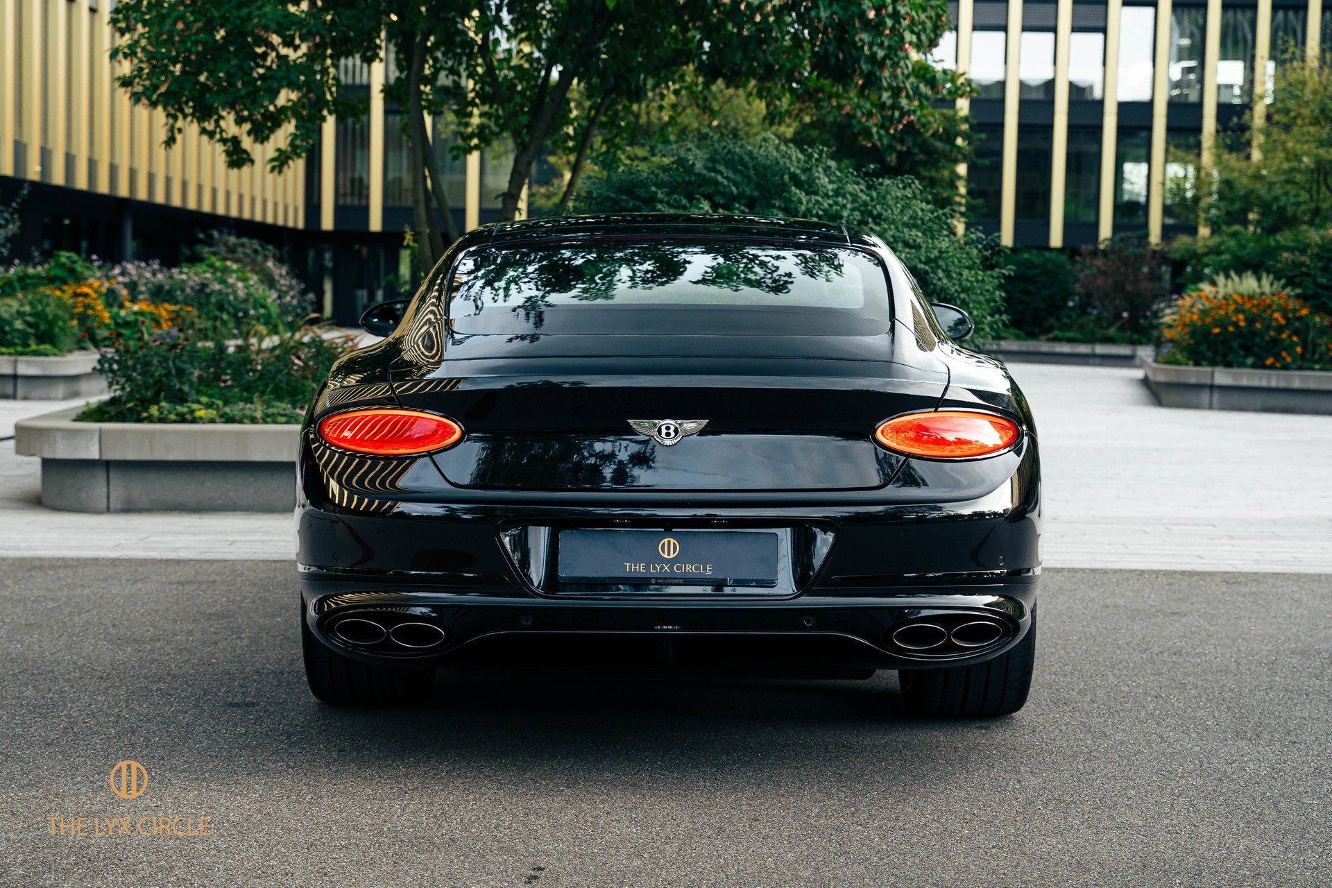BENTLEY Continental GT 4.0 V8-image-6
