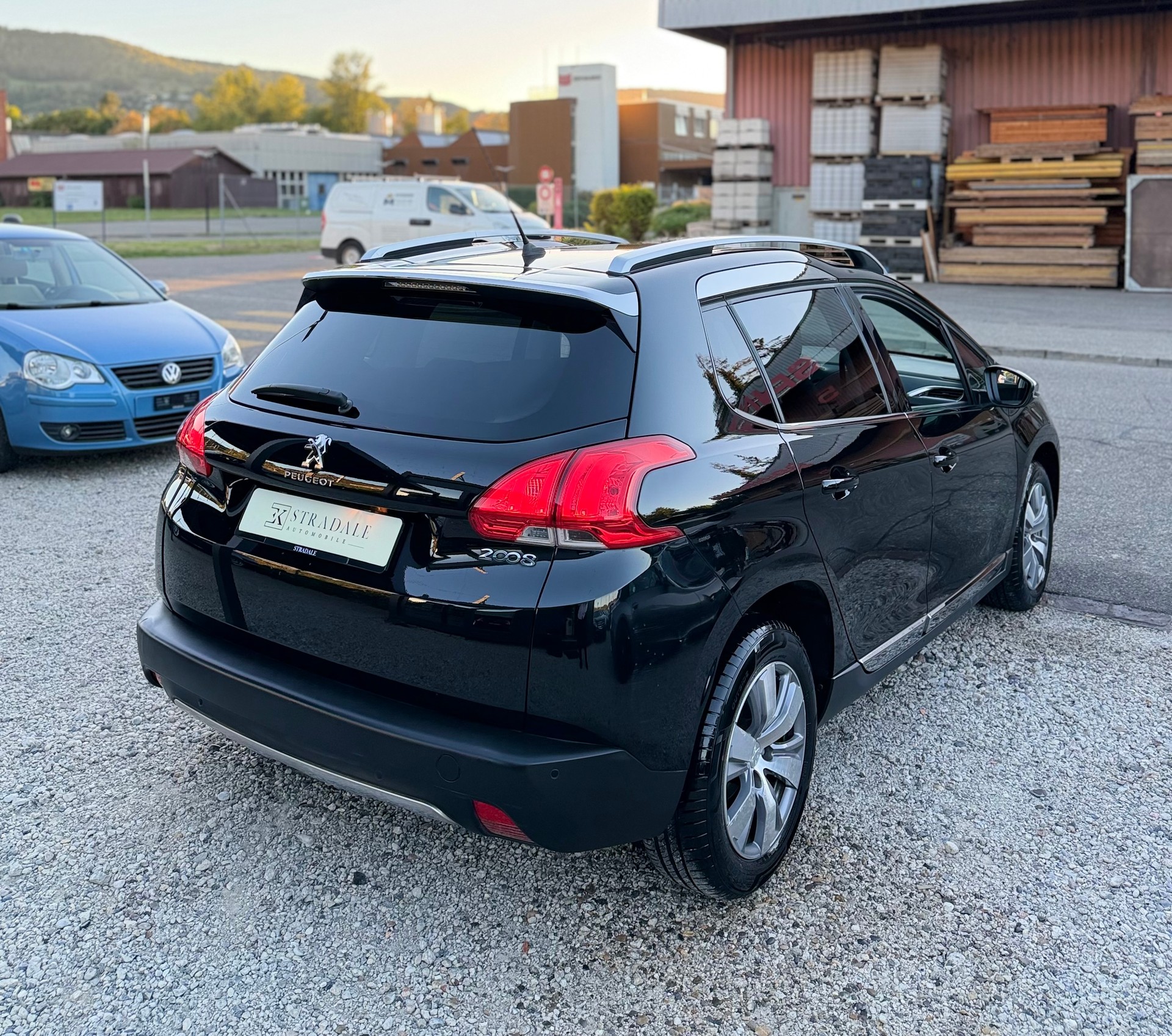 PEUGEOT 2008 1.6 VTI Allure Automatic**Ab MFK**Automat**Panorma-Dach**Chrome-Line**-image-5