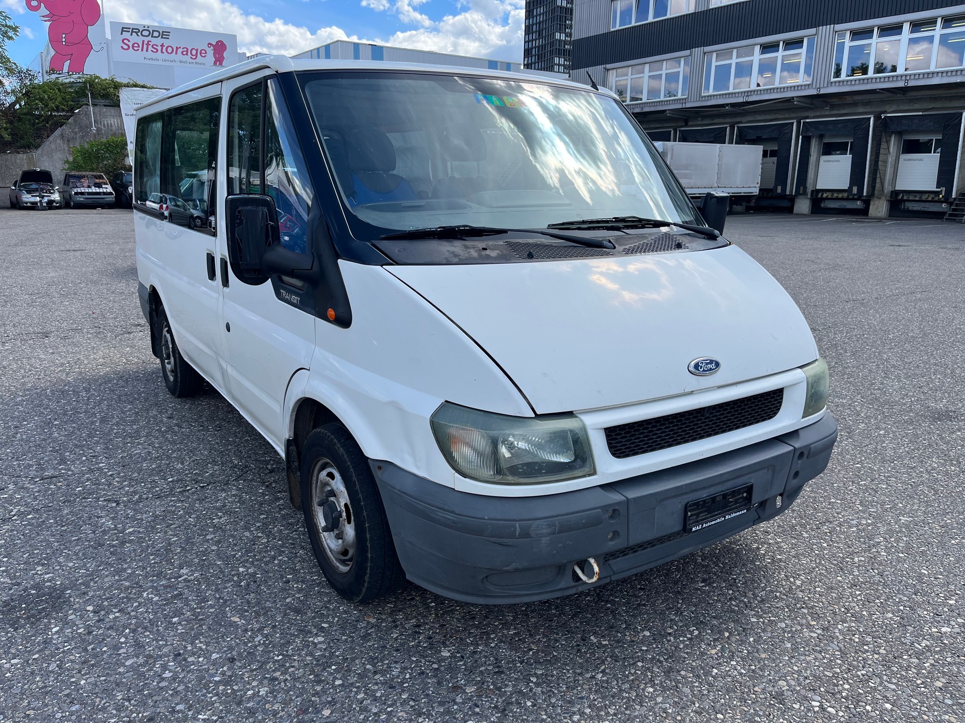 FORD Transit 2.0TD 300 S Combi-image-1
