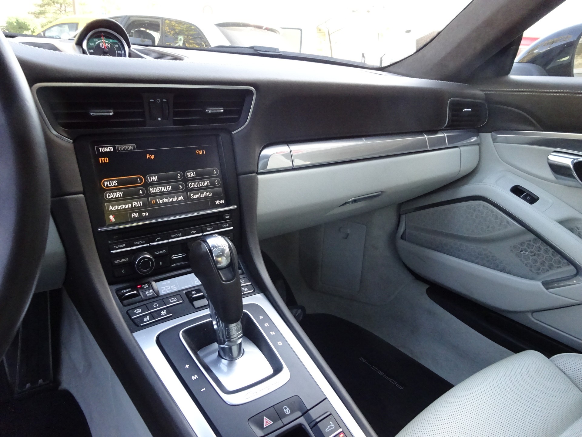 PORSCHE 911 Carrera S PDK-image-11