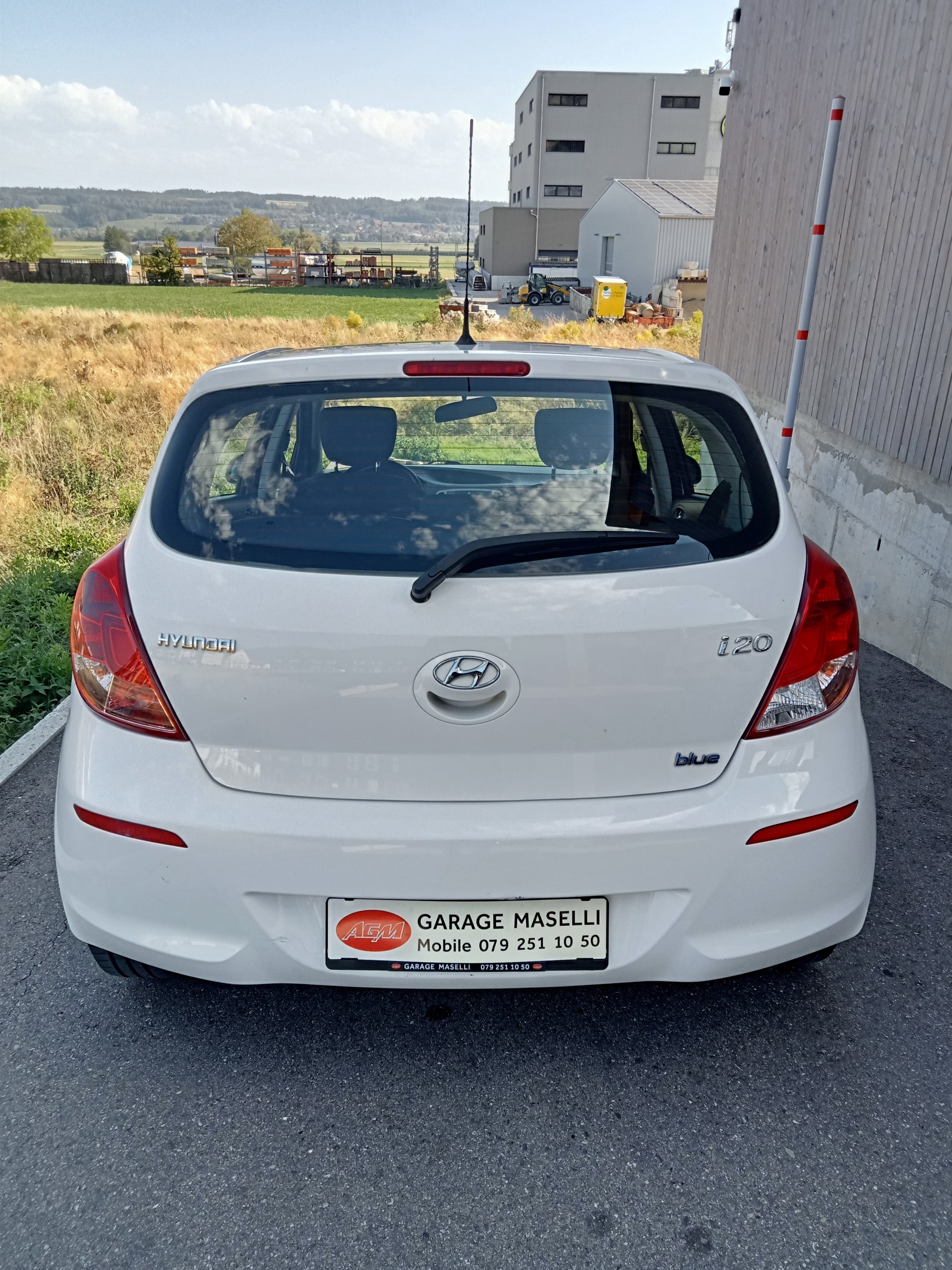HYUNDAI i20 1.4 Style-image-3