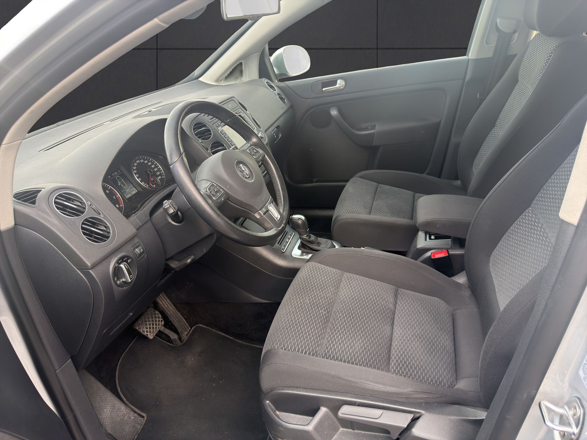 VW Golf Plus 1.4 TSI Comfortline DSG-image-8