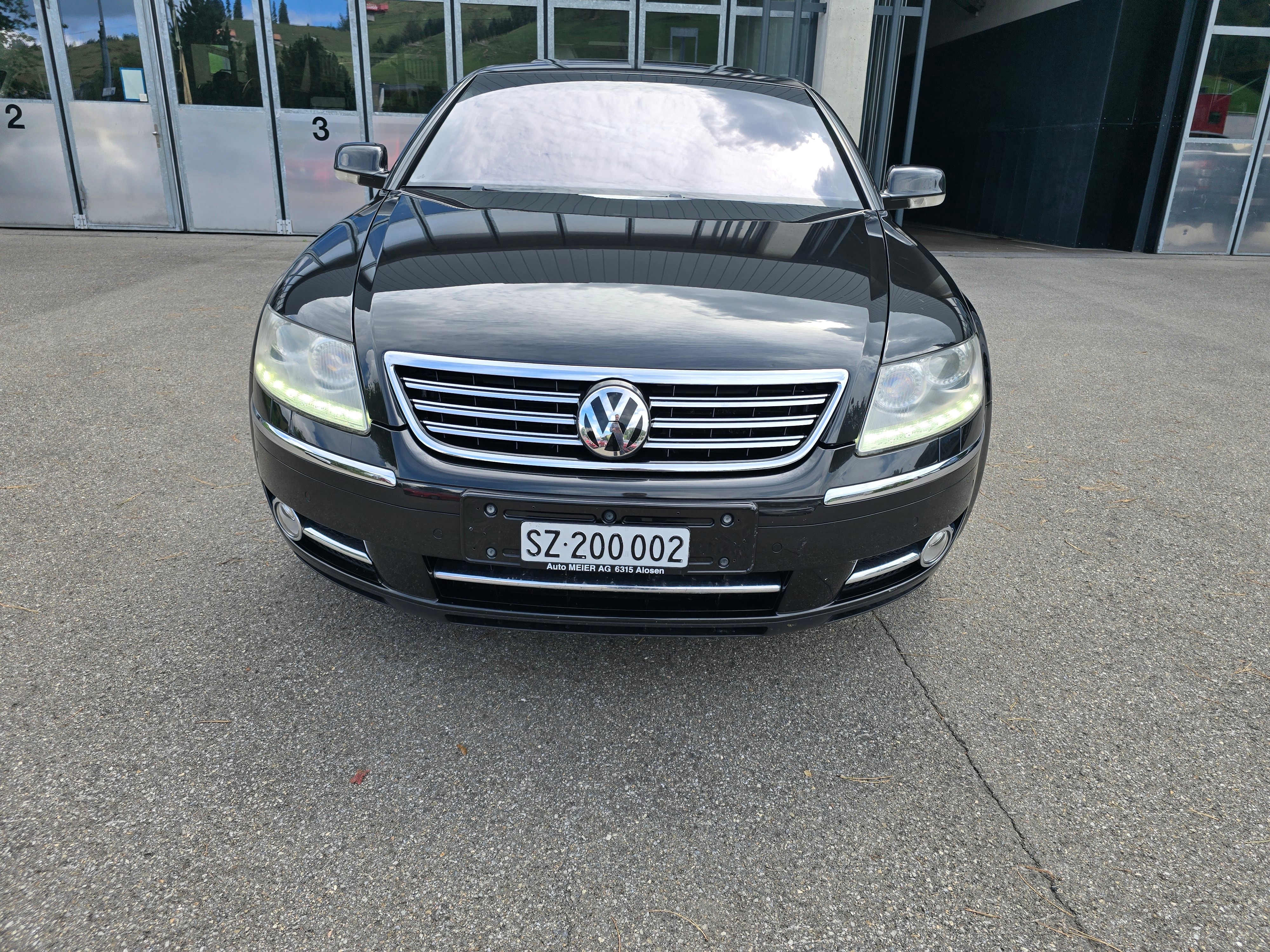 Car photo