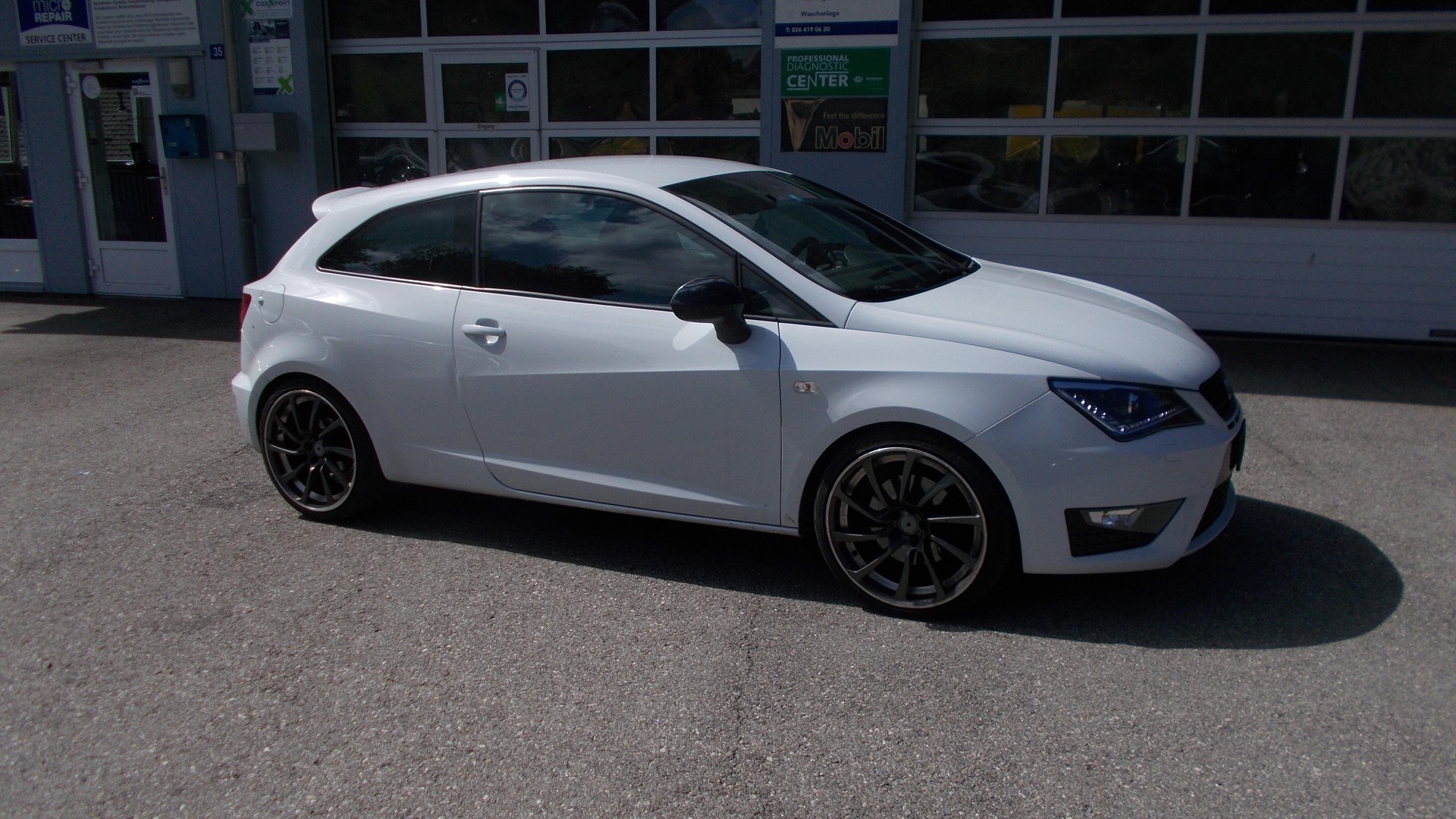 SEAT Ibiza SC 1.4 TSI Cupra R13 DSG-image-1
