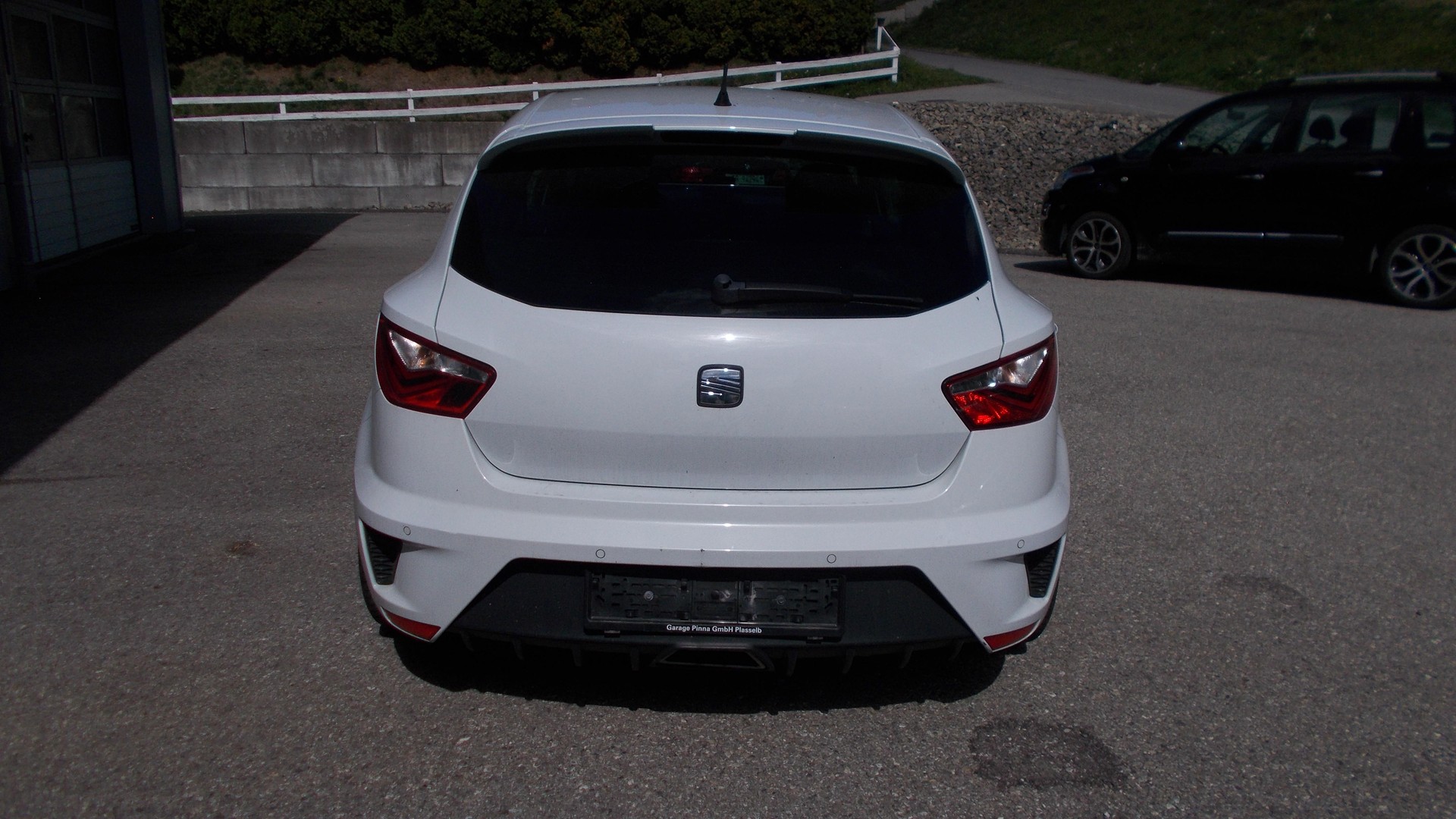 SEAT Ibiza SC 1.4 TSI Cupra R13 DSG-image-2