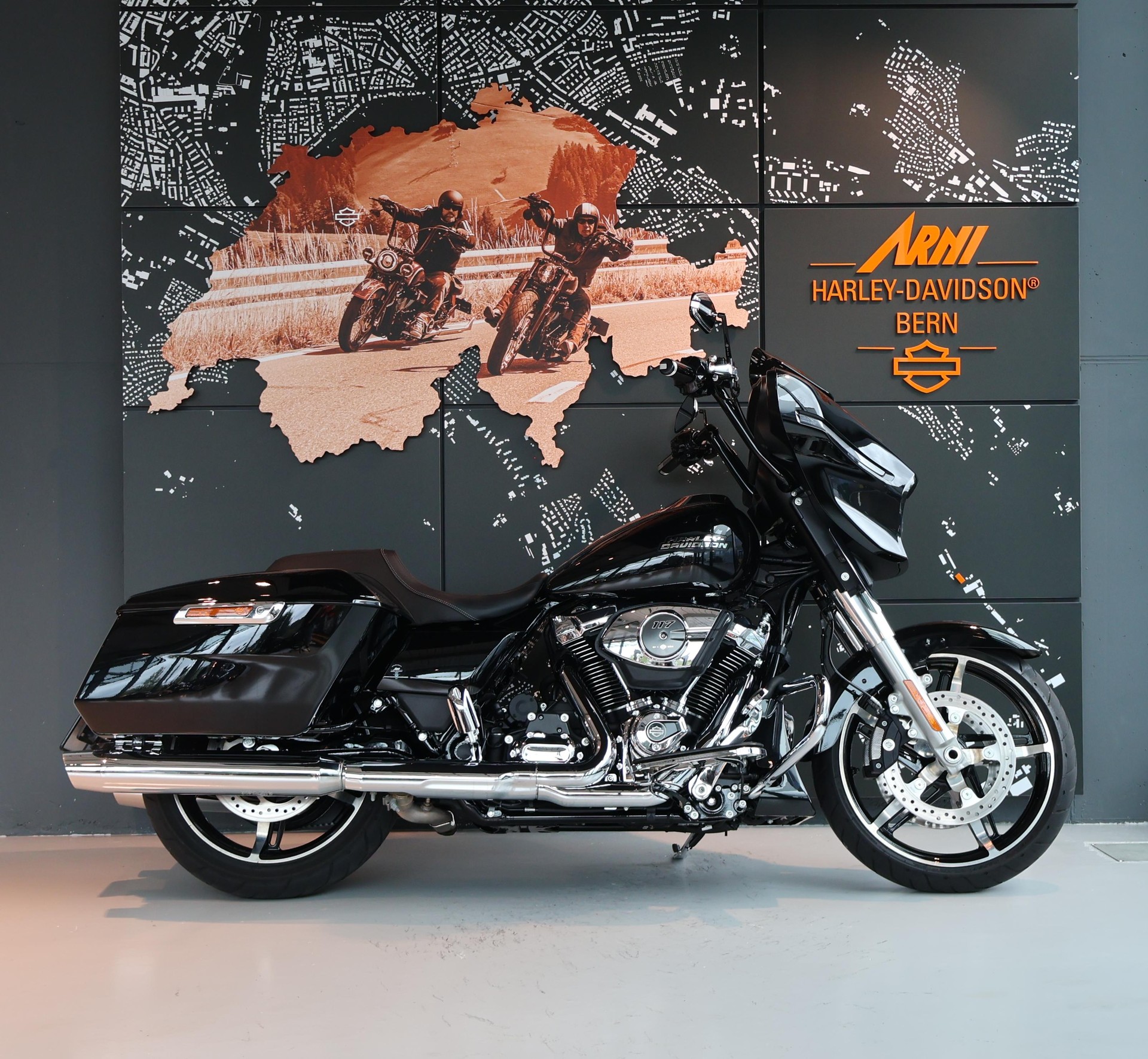 HARLEY-DAVIDSON FLHX Street Glide 117