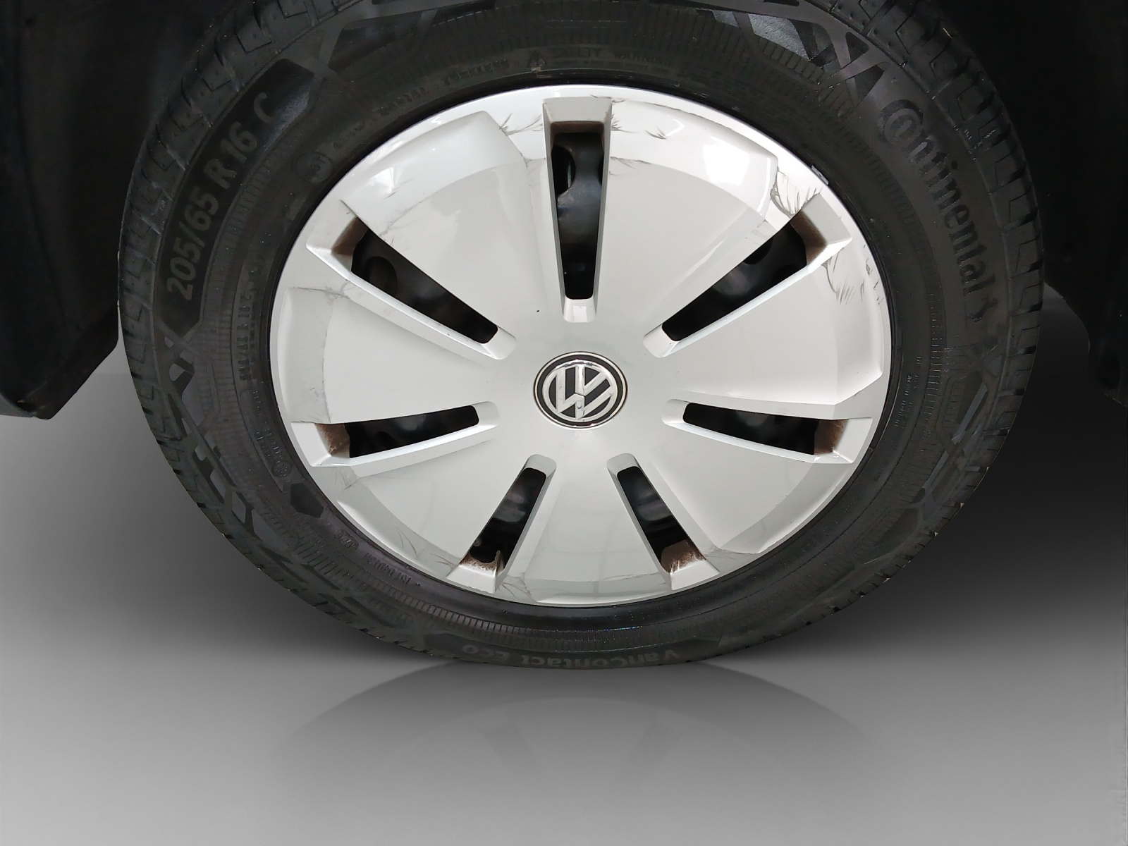 VW T6.1 2.0 TDI 4Motion DSG-image-13