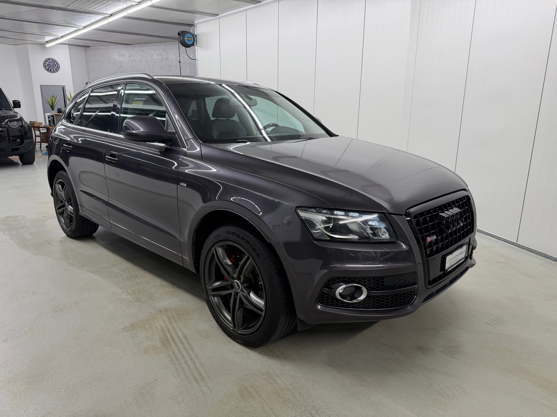 AUDI Q5 3.0 TDI quattro S-tronic-image-1