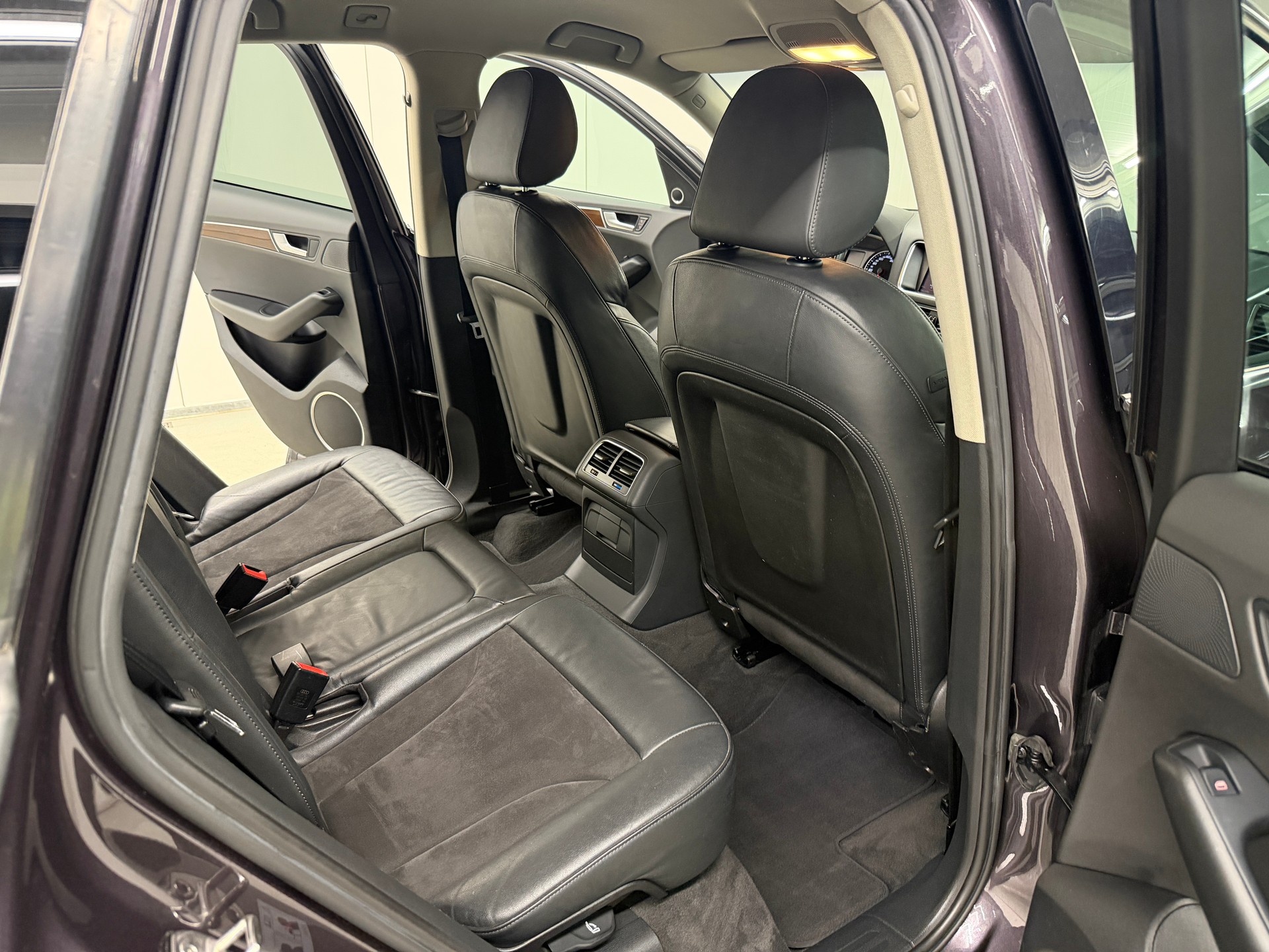 AUDI Q5 3.0 TDI quattro S-tronic-image-17