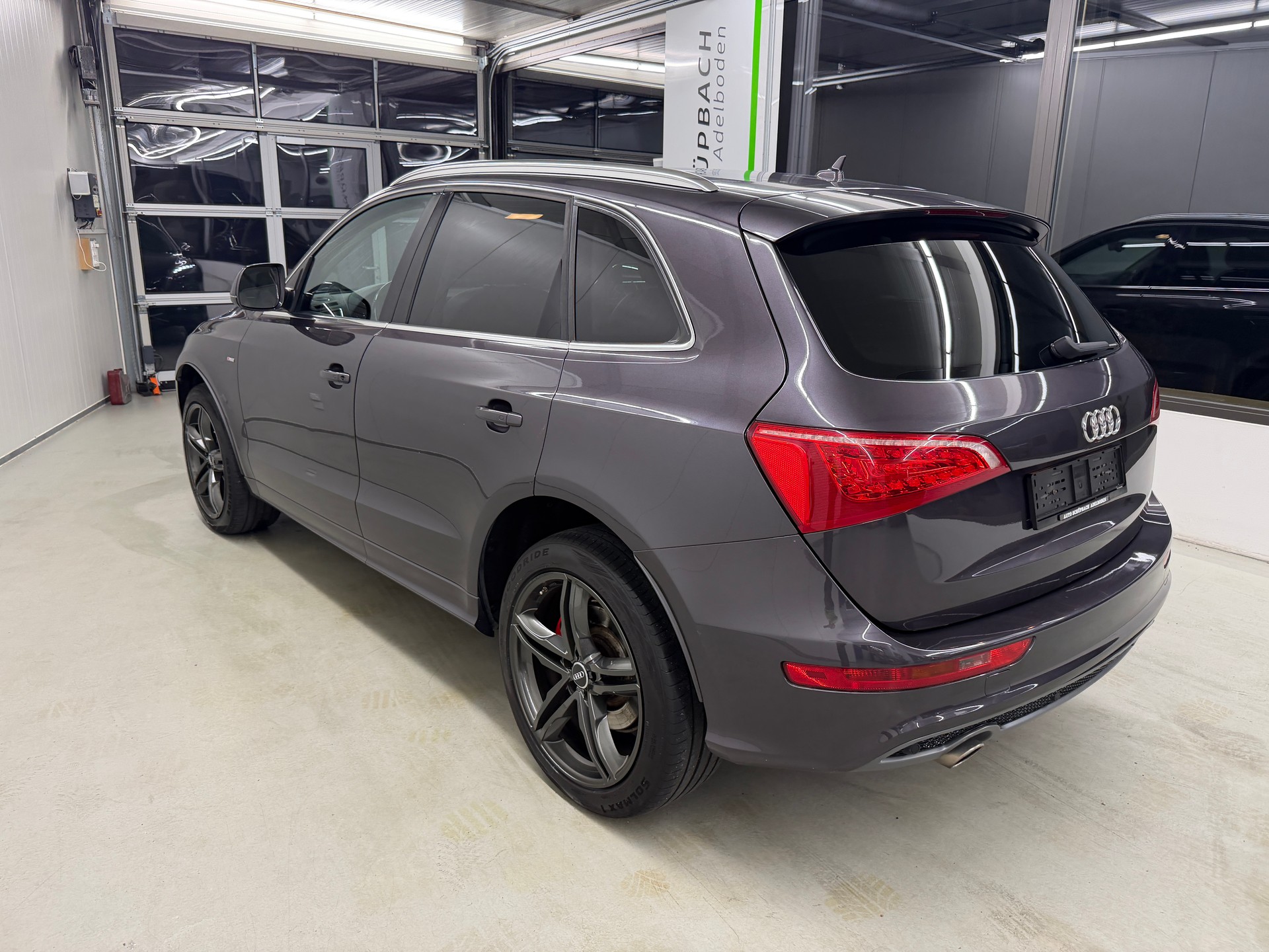 AUDI Q5 3.0 TDI quattro S-tronic-image-6