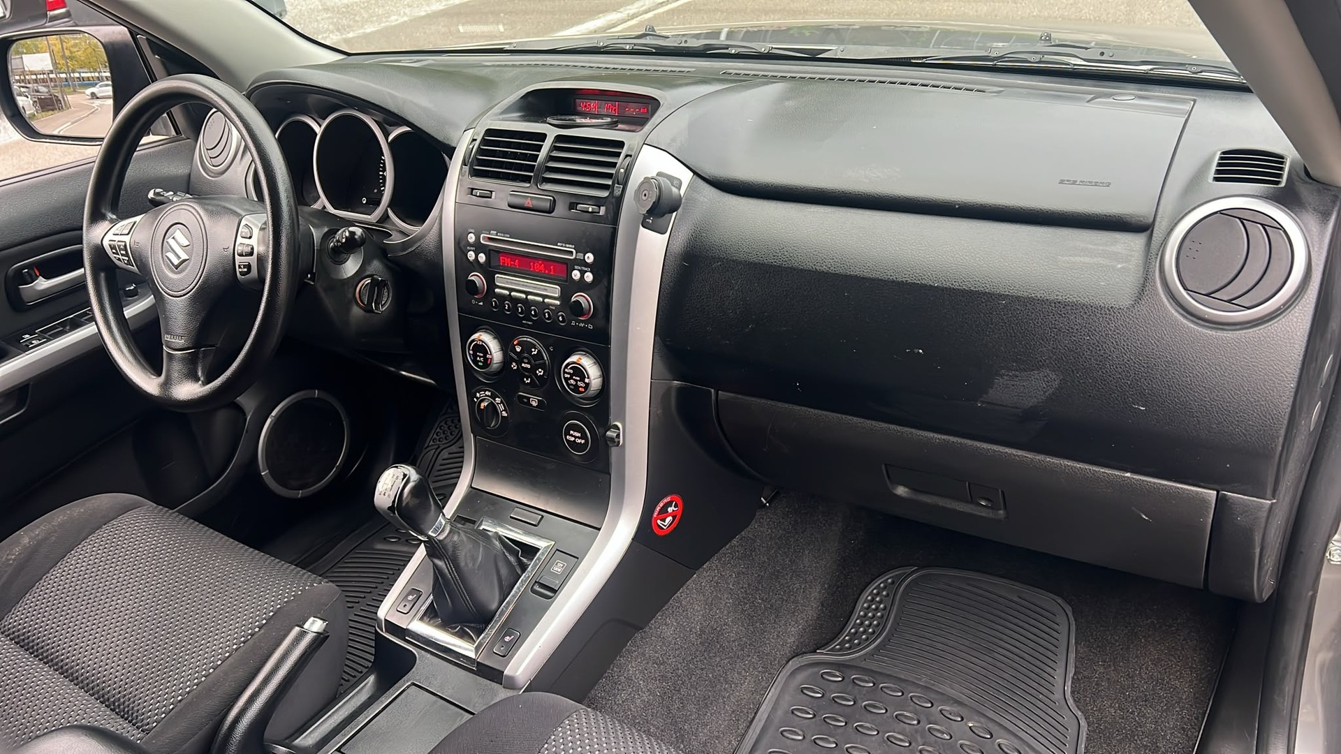 SUZUKI Grand Vitara 1.9 TD GL Top-image-11