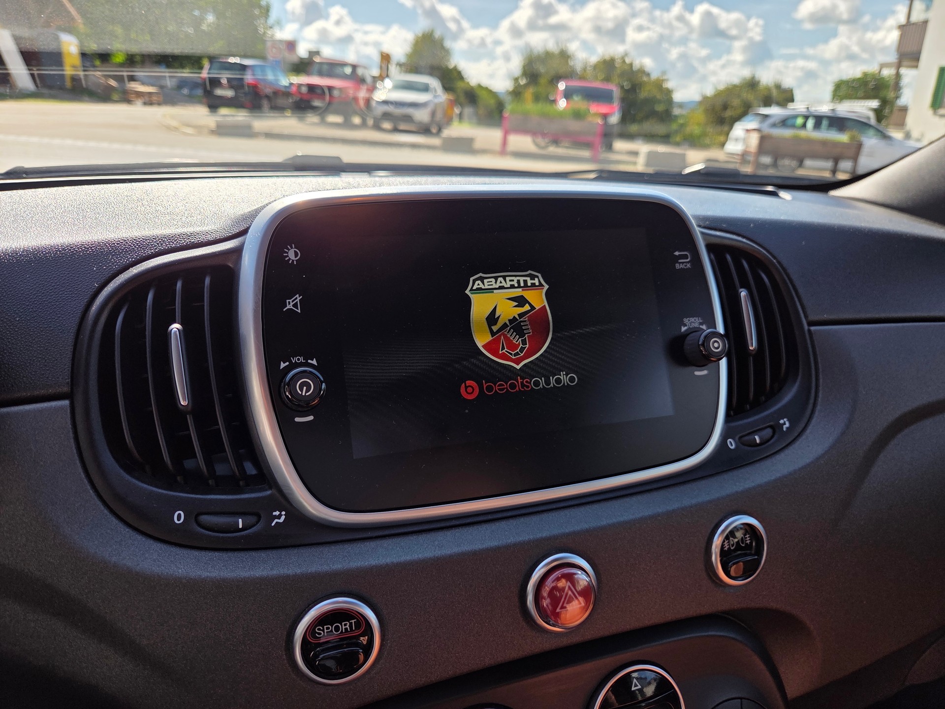 FIAT 595C 1.4 16V Turbo Abarth Competizione Dualogic-image-17