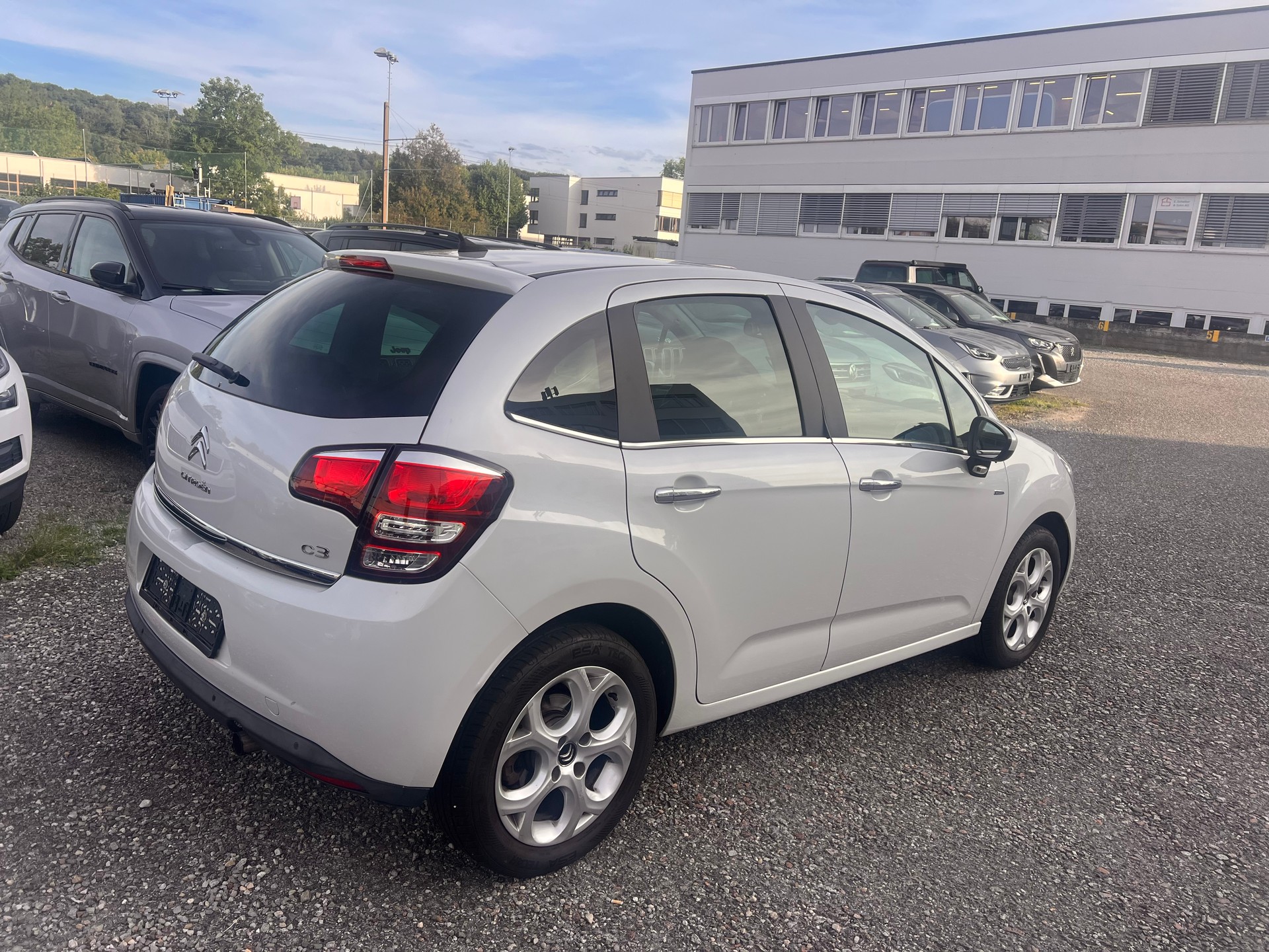 CITROEN C3 1.2i PureTech Exclusive-image-5