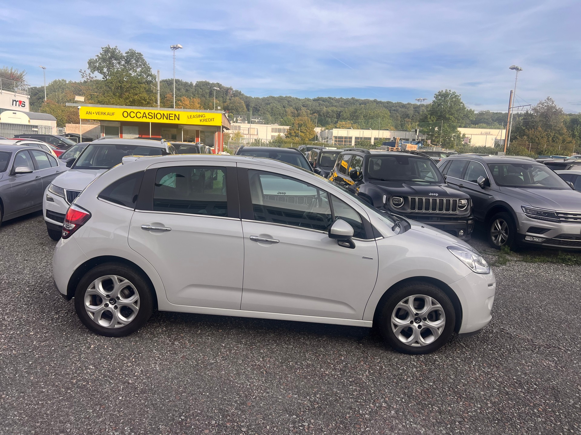 CITROEN C3 1.2i PureTech Exclusive-image-6