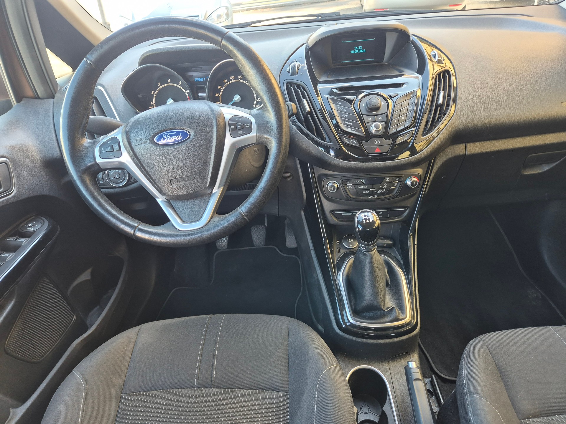 FORD B-Max 1.0 SCTi Titanium-image-11