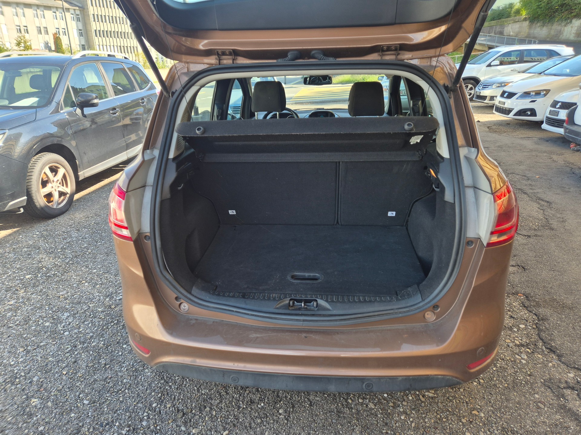 FORD B-Max 1.0 SCTi Titanium-image-14