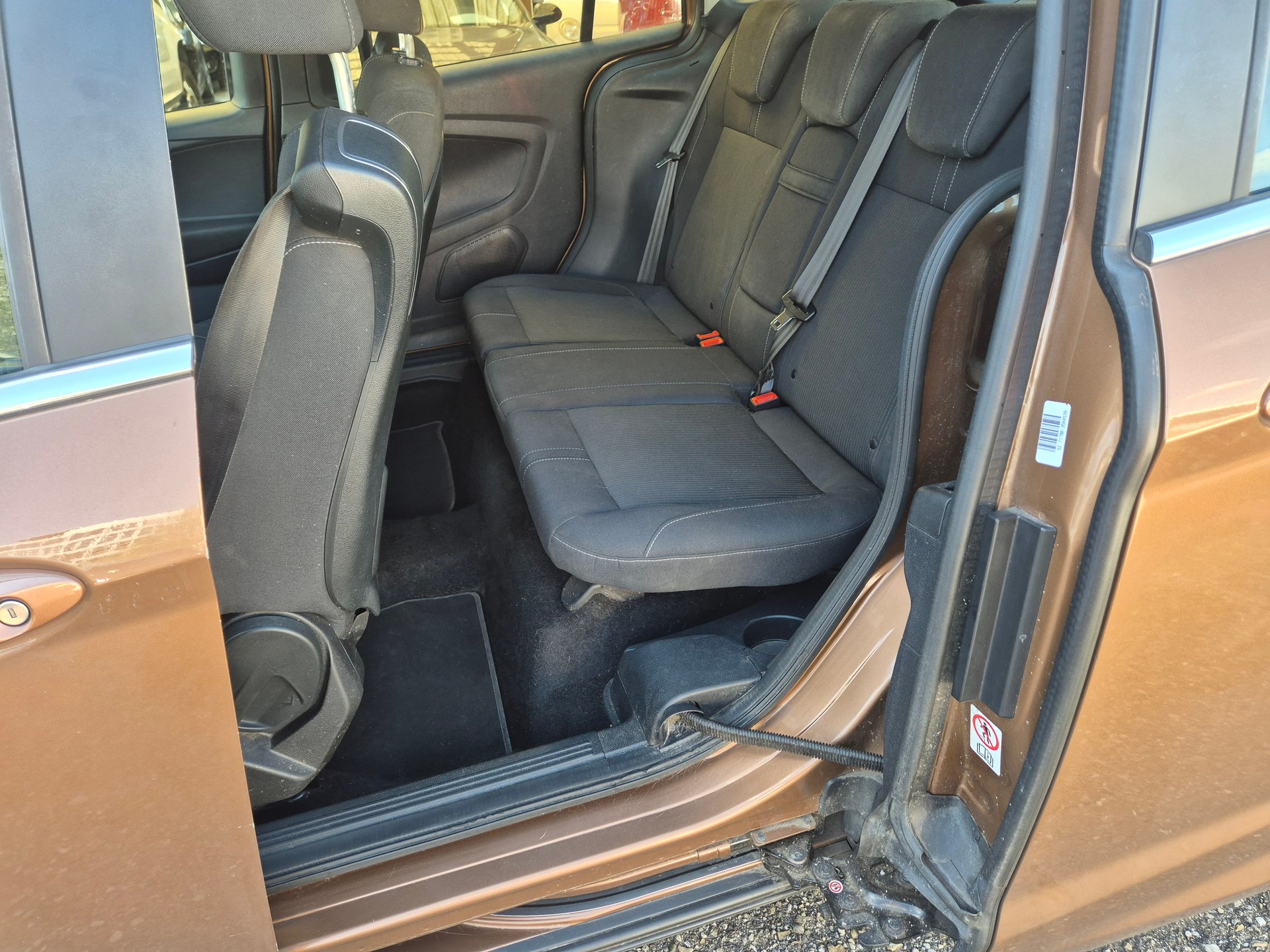 FORD B-Max 1.0 SCTi Titanium-image-10