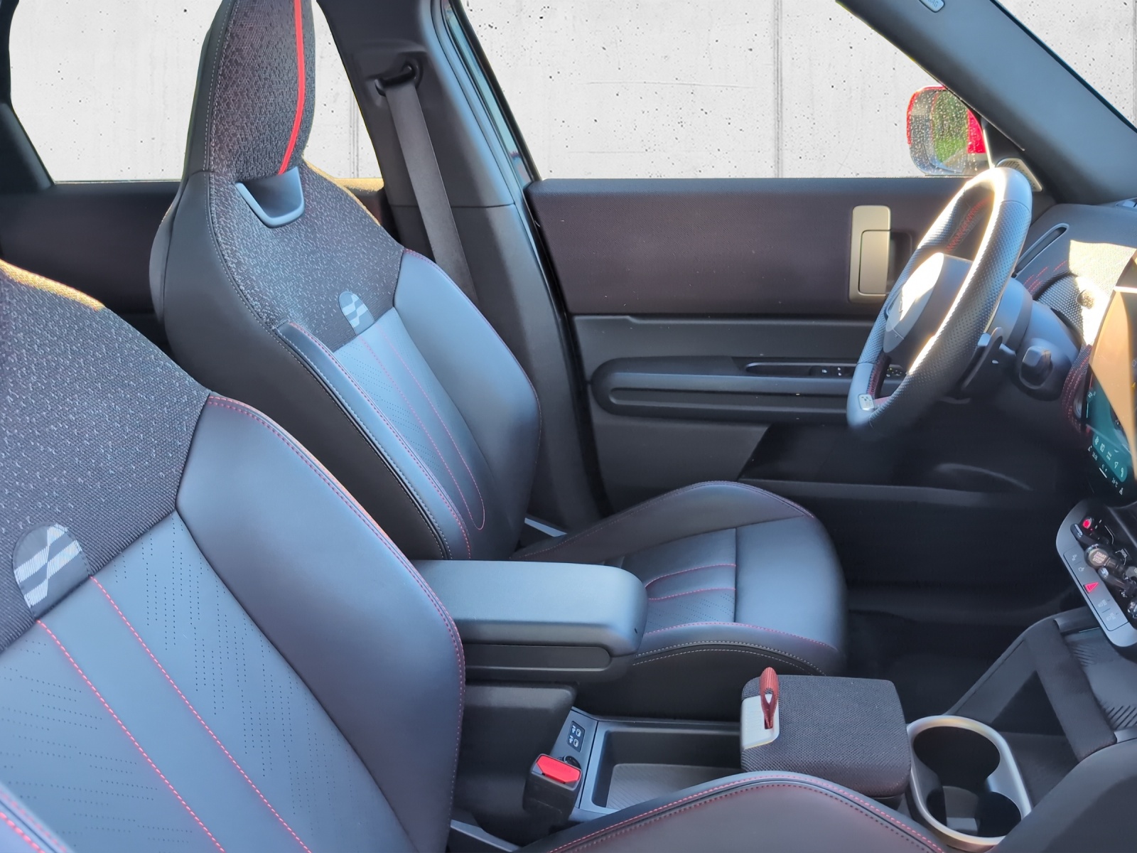 MINI Countryman JCW ALL4-image-16