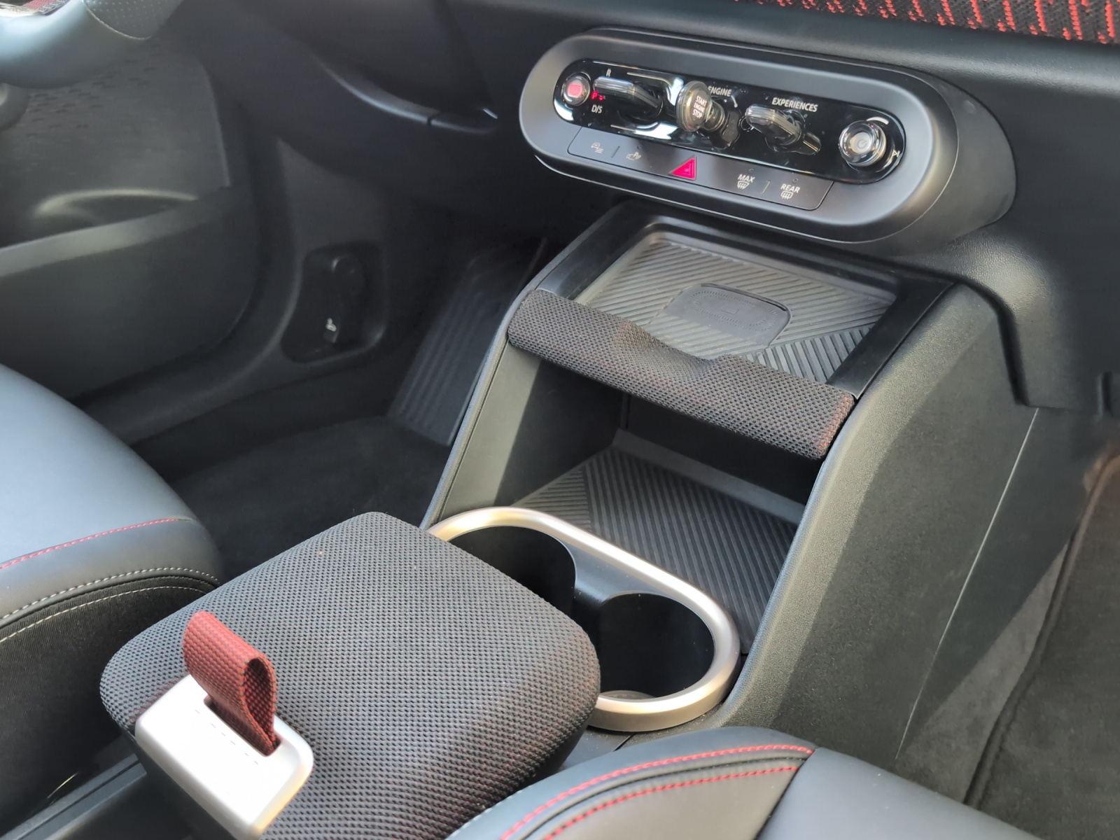 MINI Countryman JCW ALL4-image-17