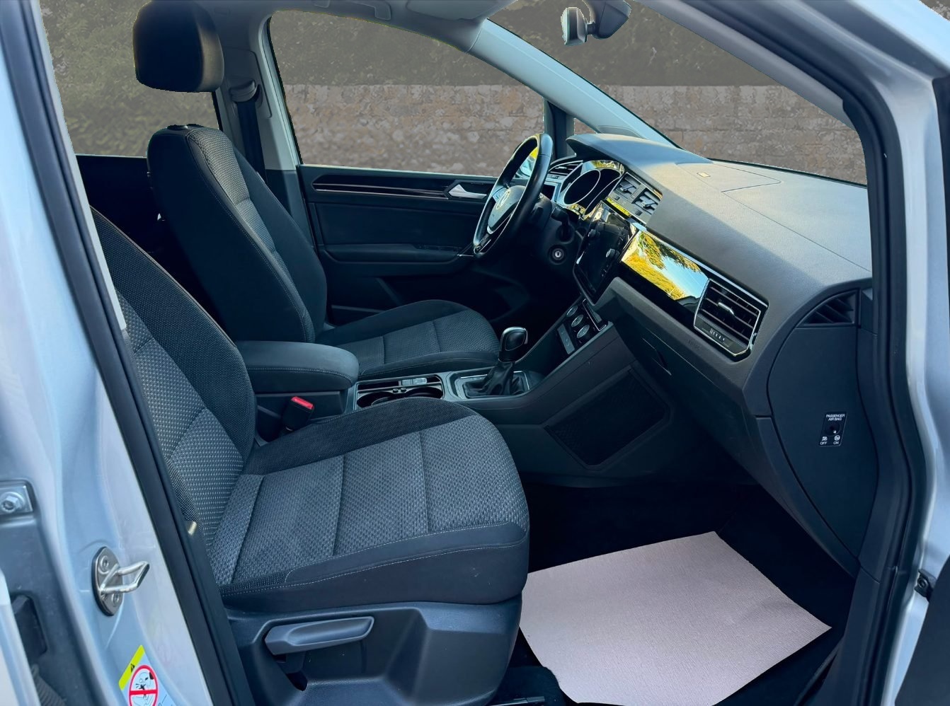 VW Touran 2.0 TDI BlueMotion Technology Comfortline DSG-image-12