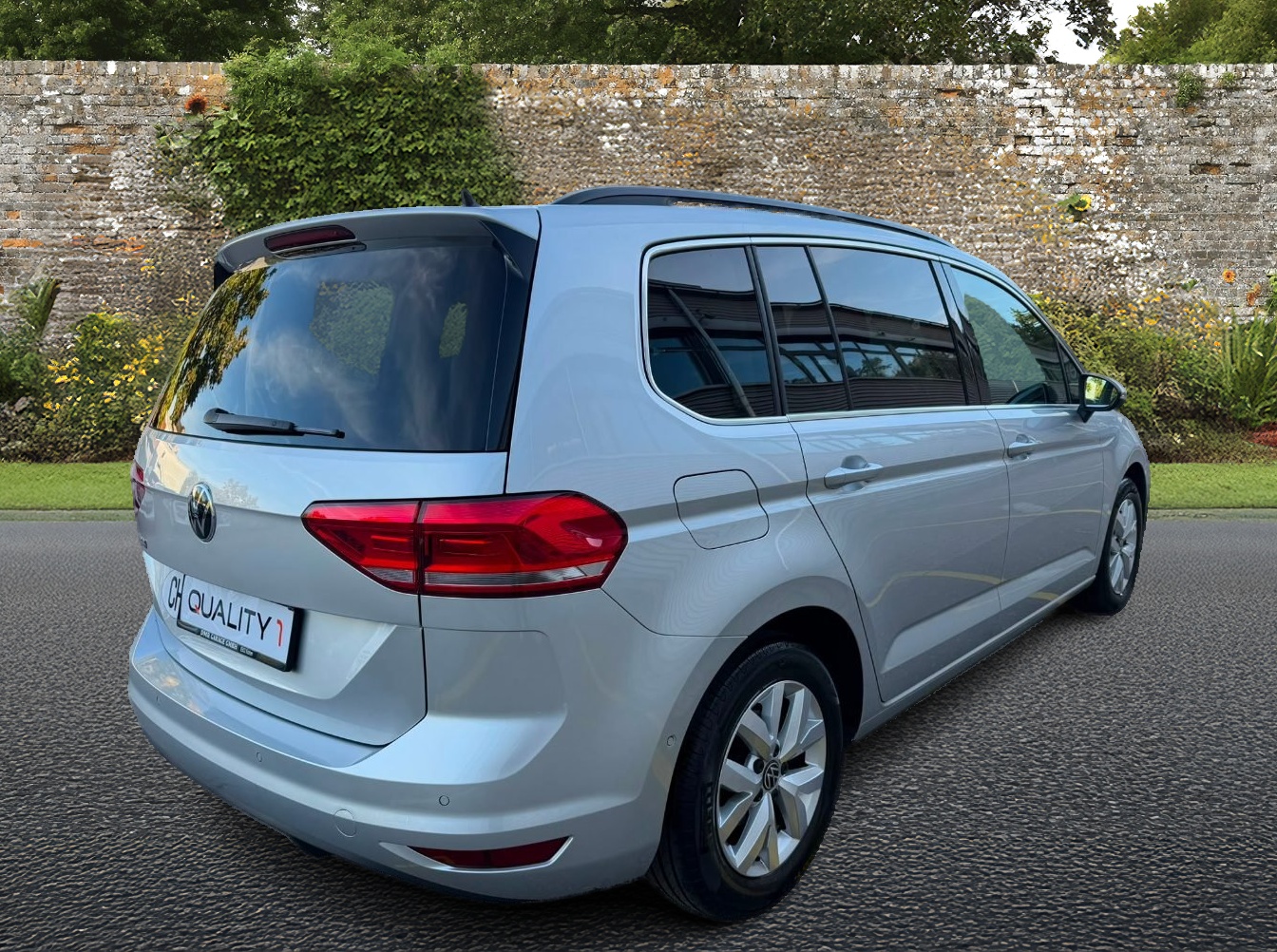 VW Touran 2.0 TDI BlueMotion Technology Comfortline DSG-image-4