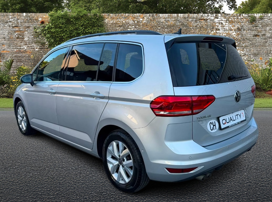 VW Touran 2.0 TDI BlueMotion Technology Comfortline DSG-image-2