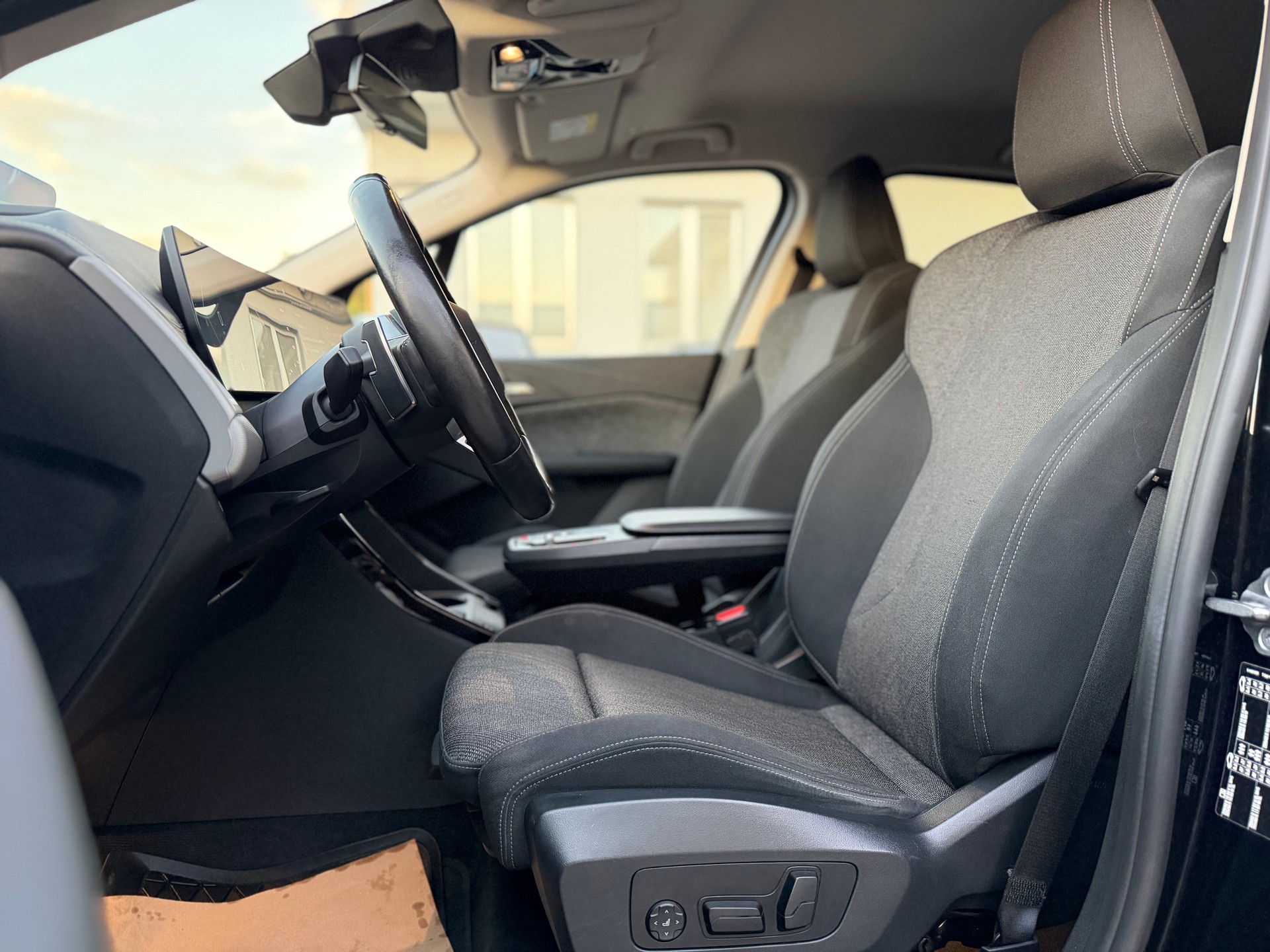 BMW 218i Active Tourer DKG-image-10