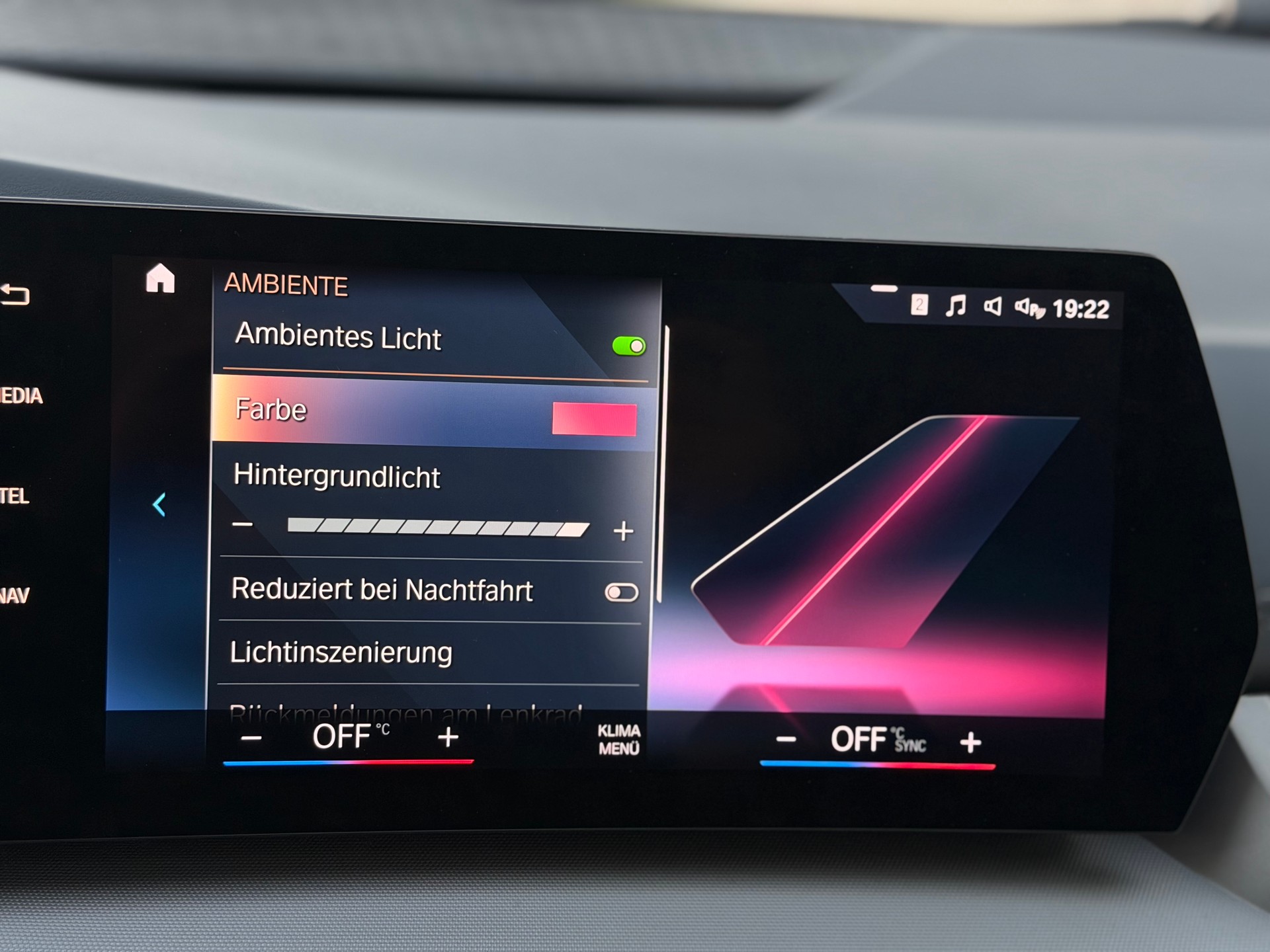 BMW 218i Active Tourer DKG-image-22