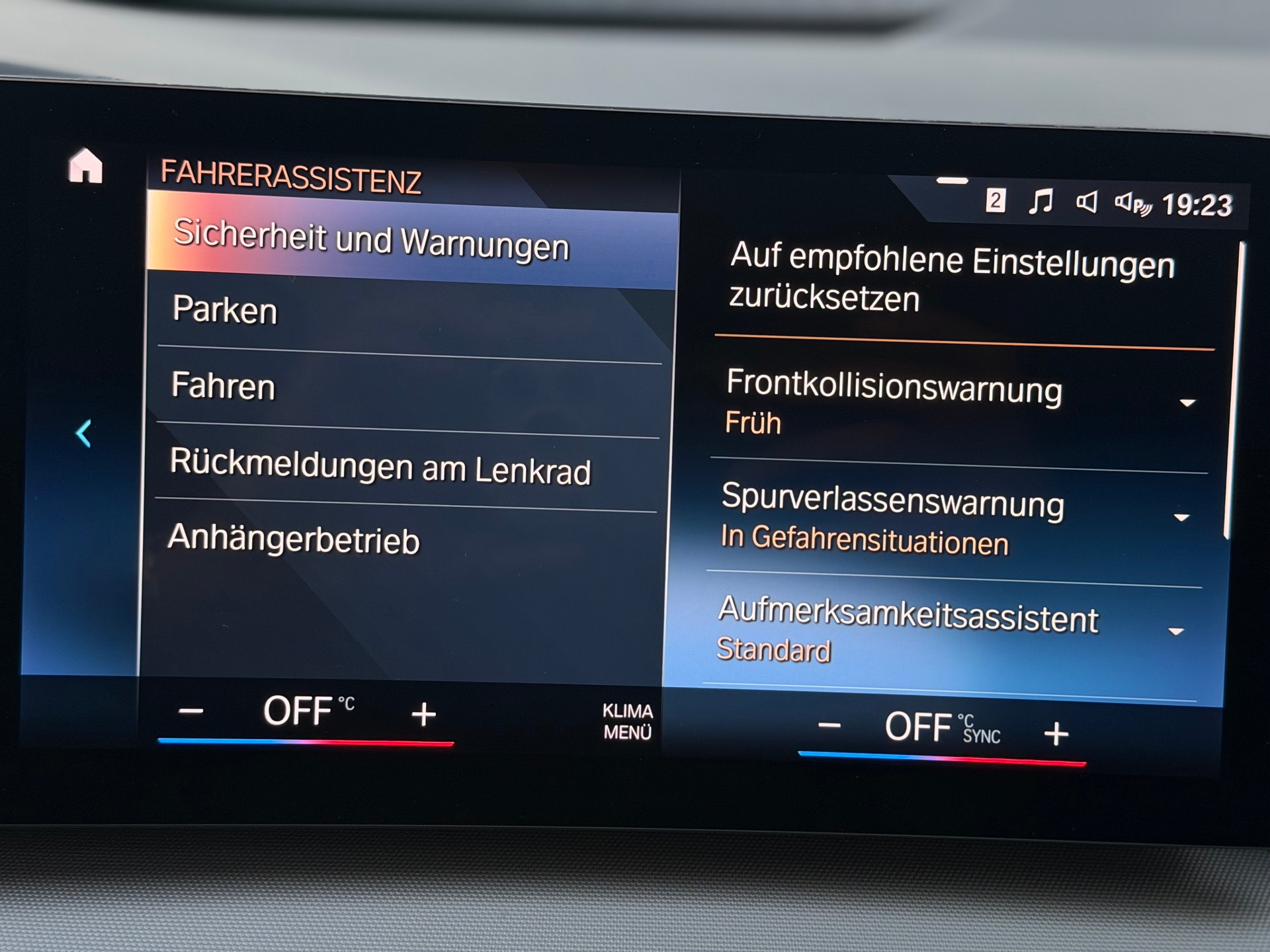 BMW 218i Active Tourer DKG-image-23