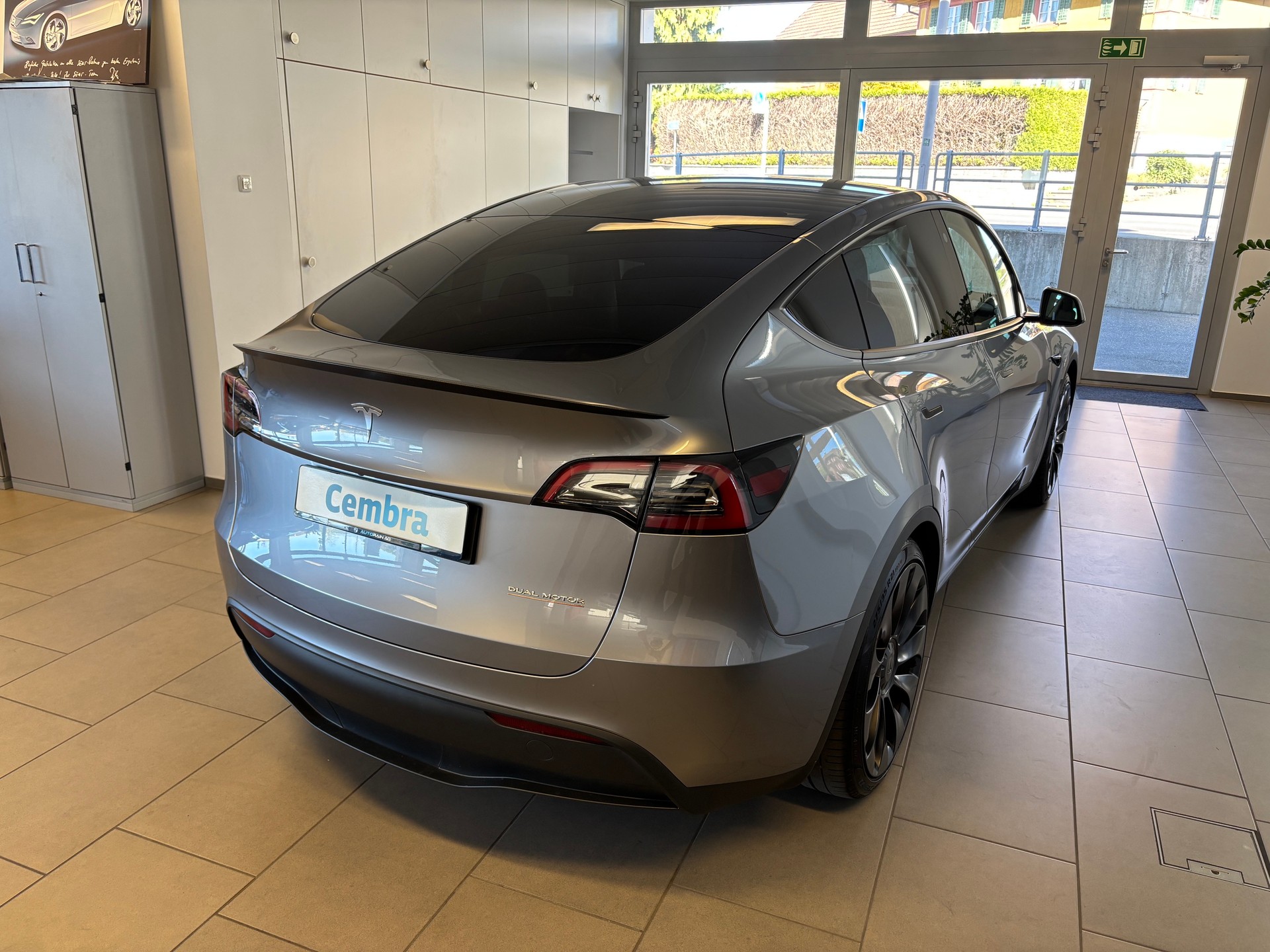 TESLA Model Y Performance-image-2