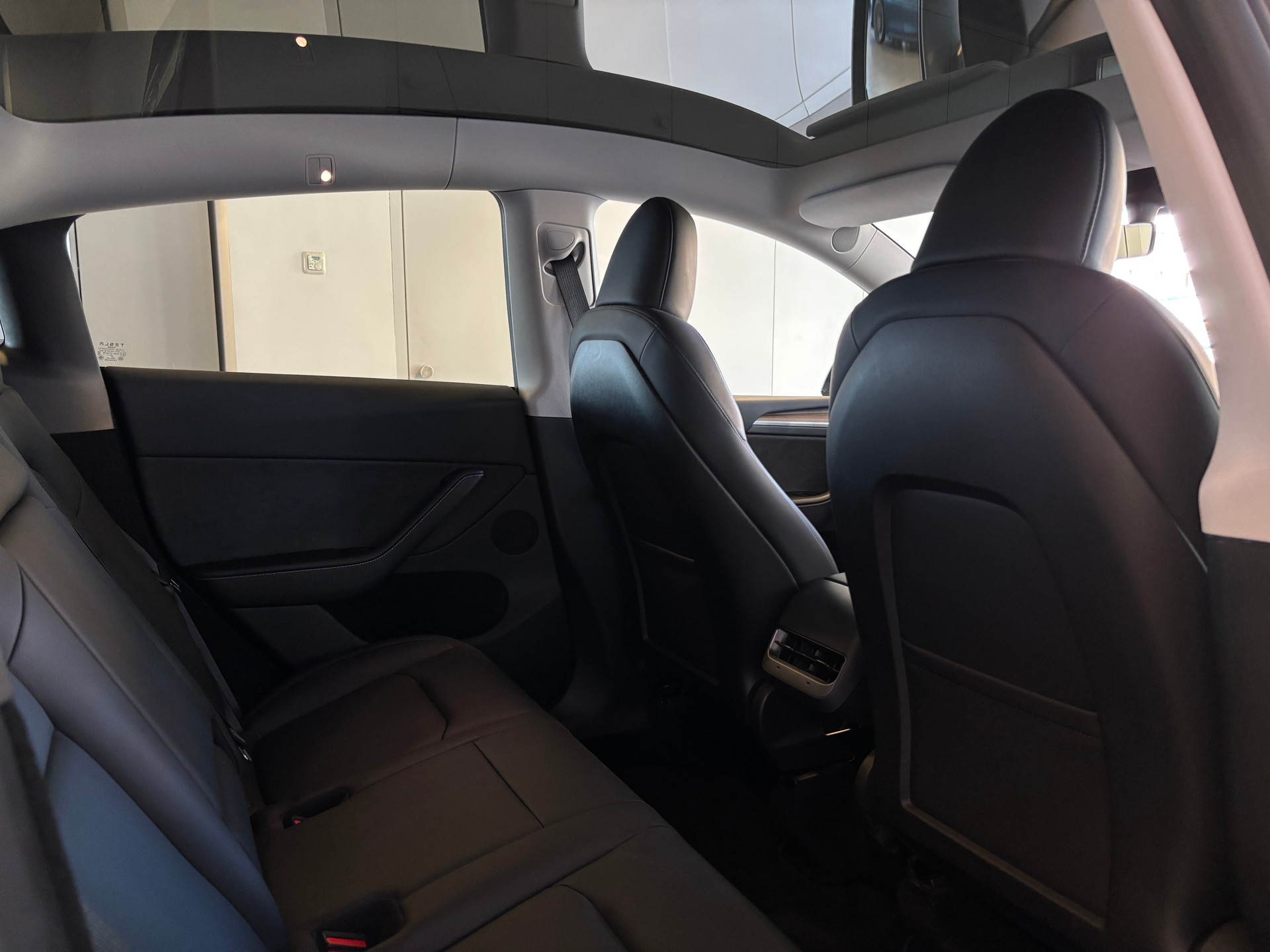 TESLA Model Y Performance-image-10