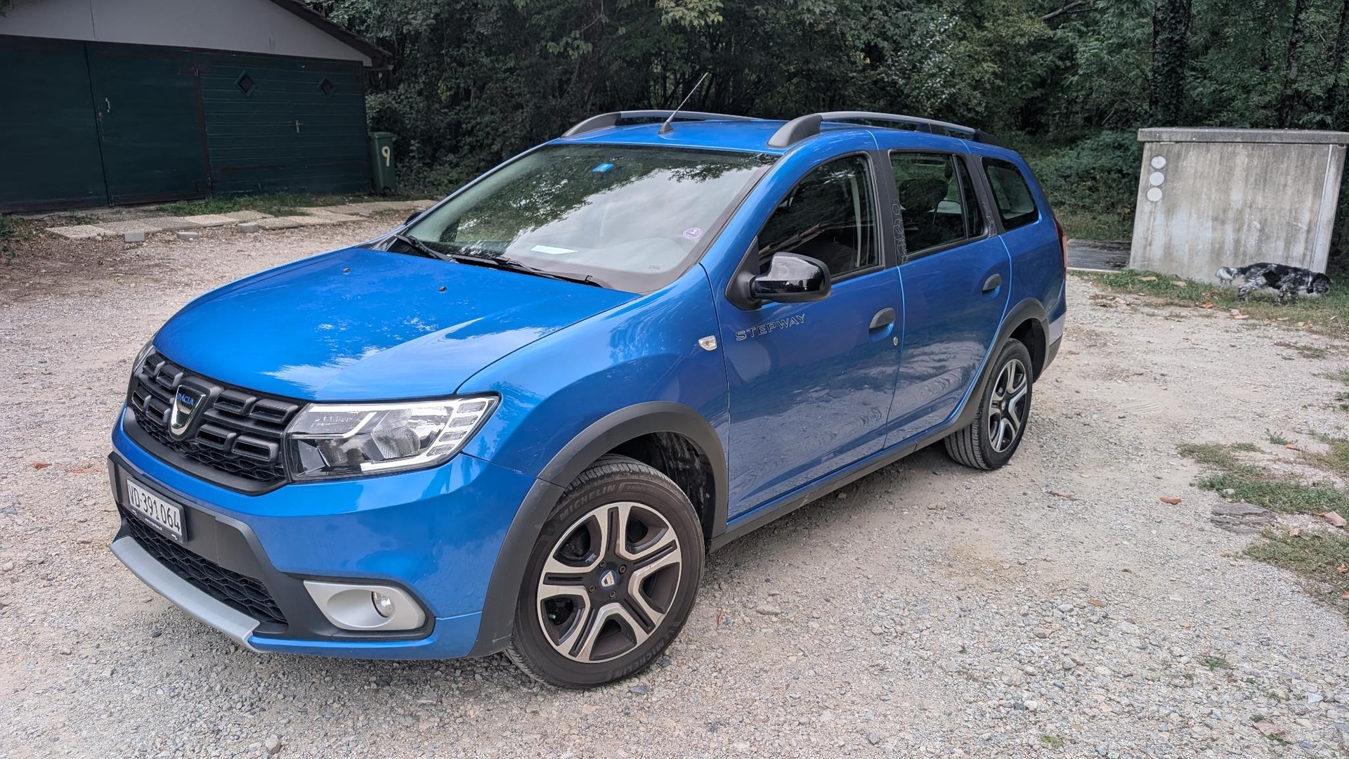 DACIA 0.9 TCe Celebration E6c S/S-image-3