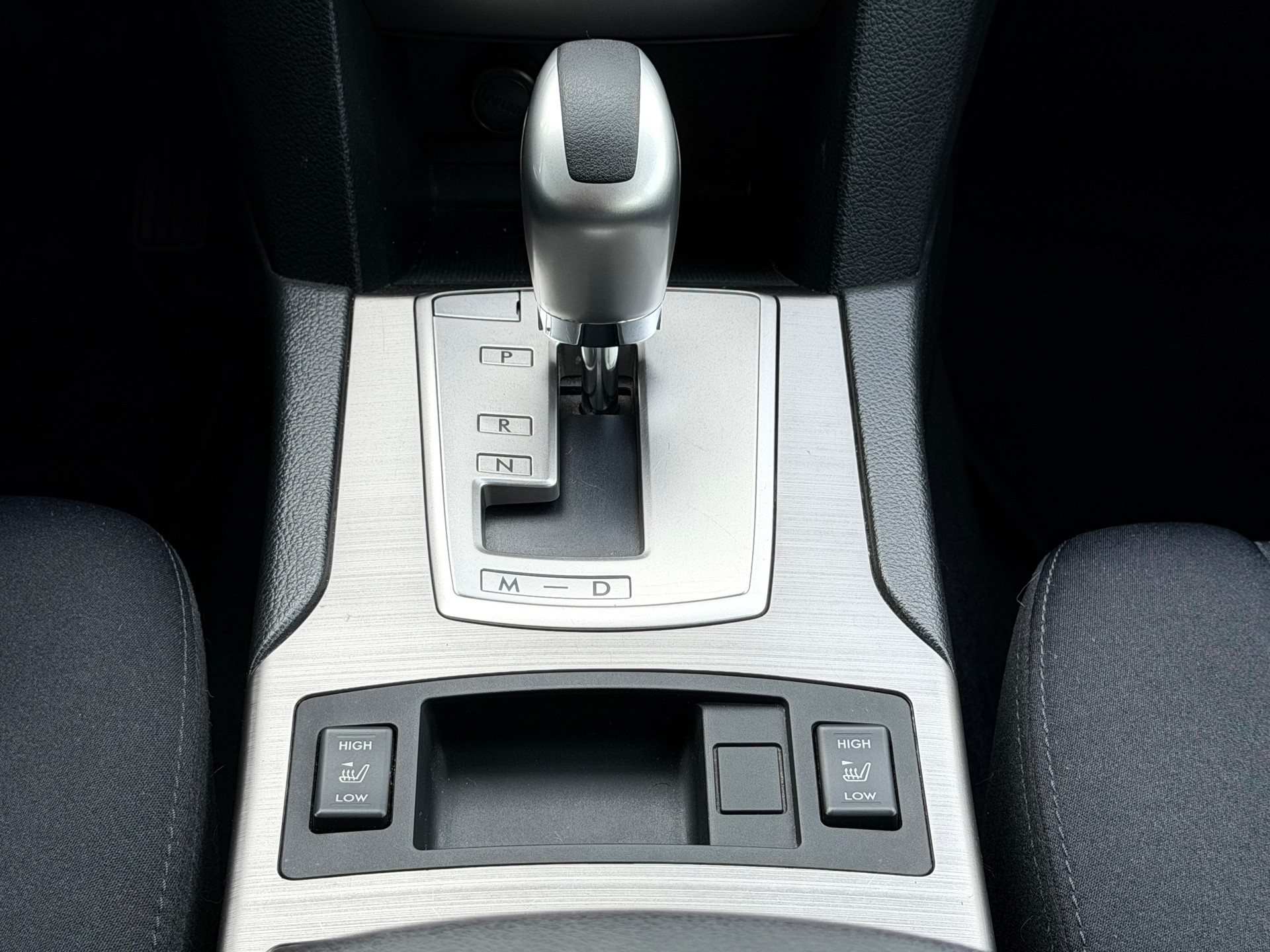 SUBARU Legacy 2.0i Swiss AWD Lineartronic-image-8